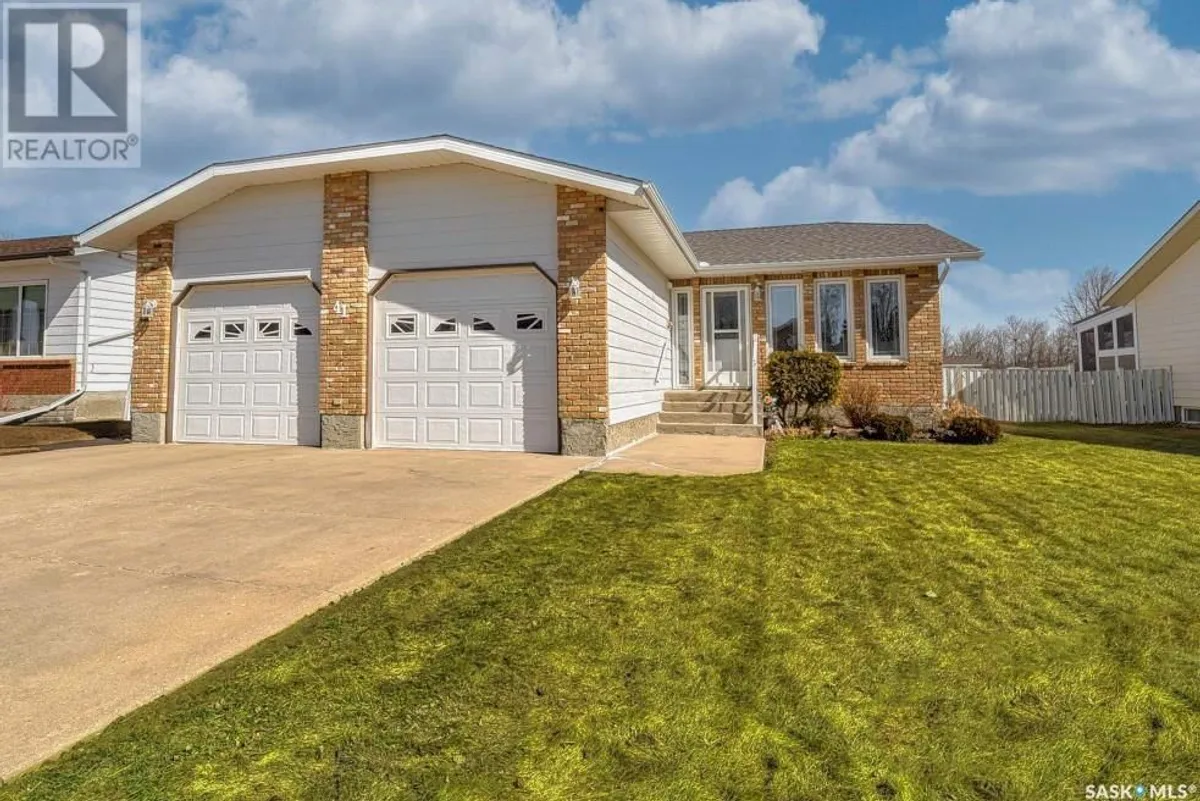 41 Dahlia CRESCENT Moose Jaw Saskatchewan Wahi