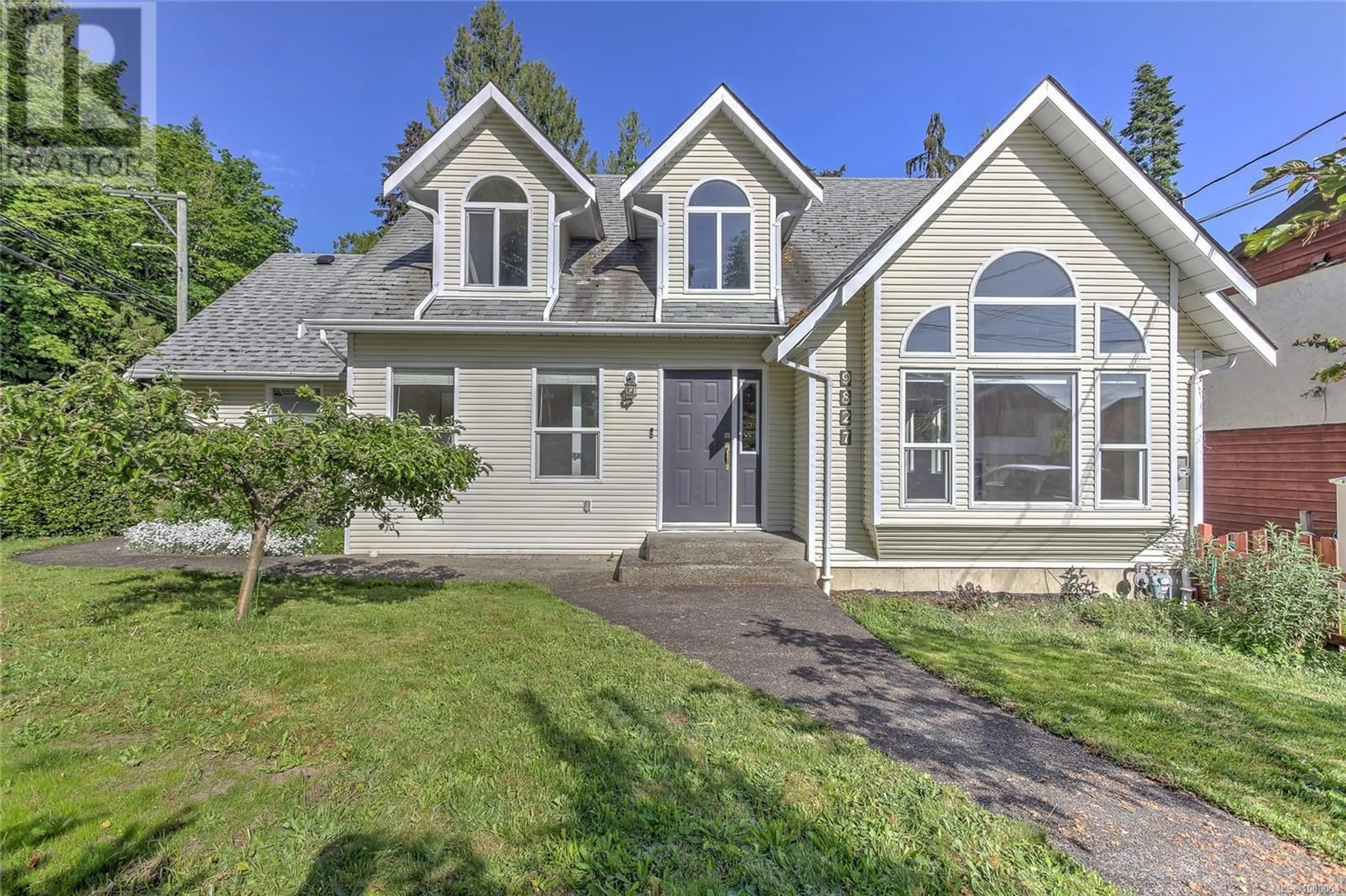 Home with vinyl exterior material, street for 9825/9827 CHEMAINUS ROAD, Chemainus British Columbia V0R1K1
