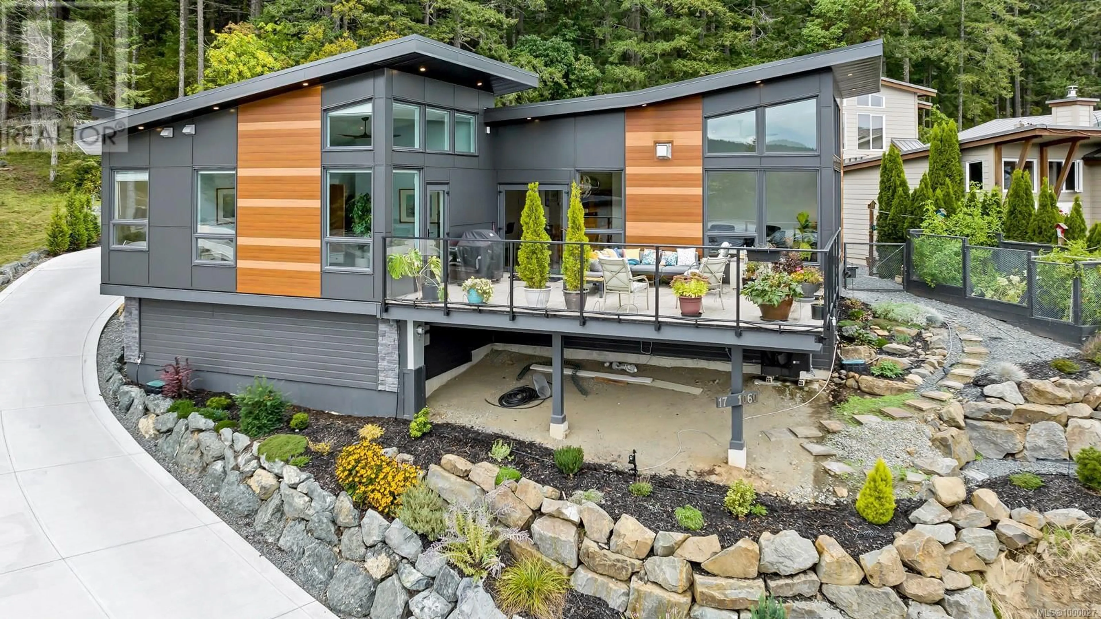 Home with vinyl exterior material, unknown for 17 - 1060 SHORE PINE CLOSE, Duncan British Columbia V9L0C4