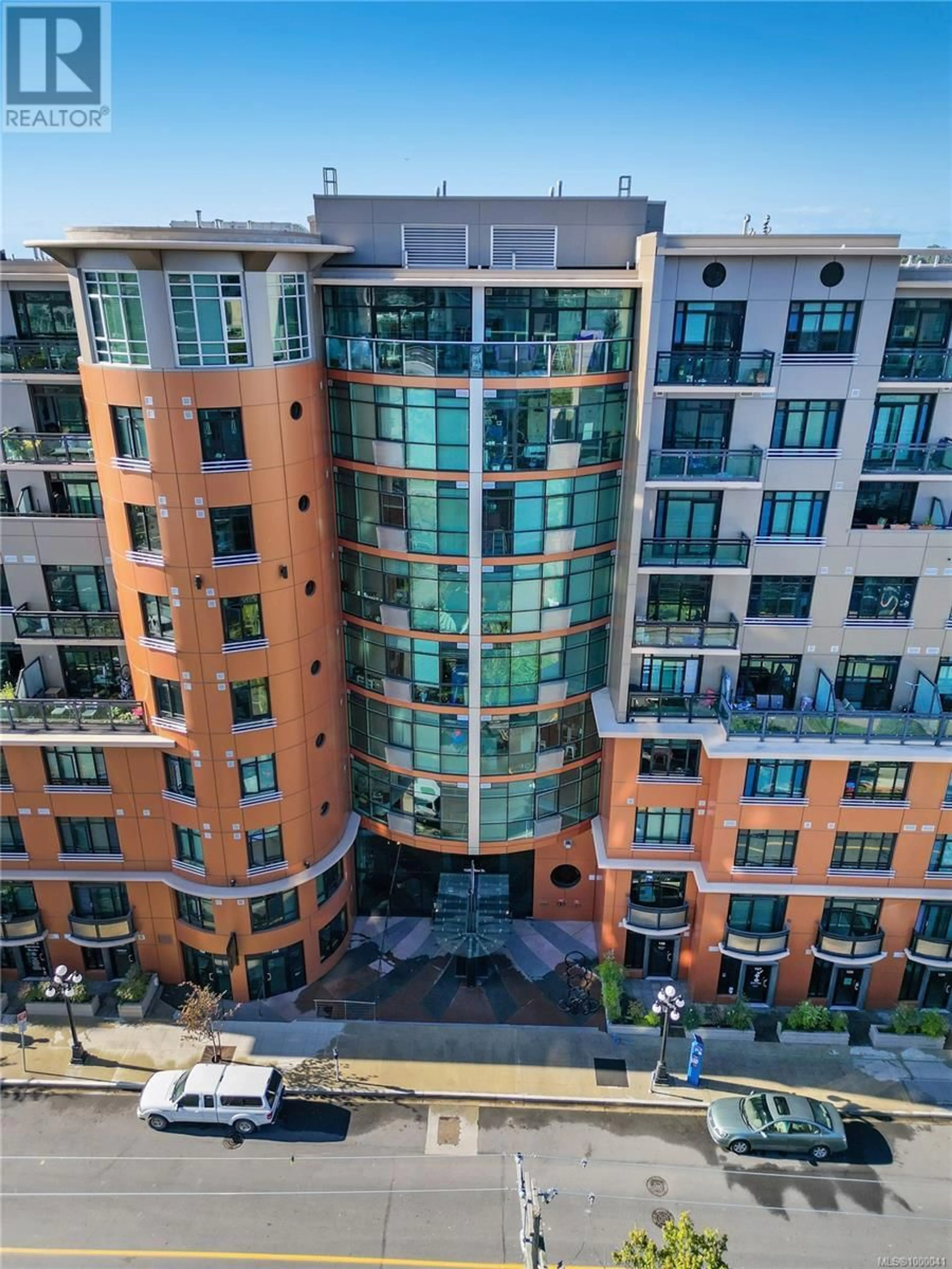 A pic from outside/outdoor area/front of a property/back of a property/a pic from drone, city buildings view from balcony for 434 - 1029 VIEW STREET, Victoria British Columbia V8V0C9
