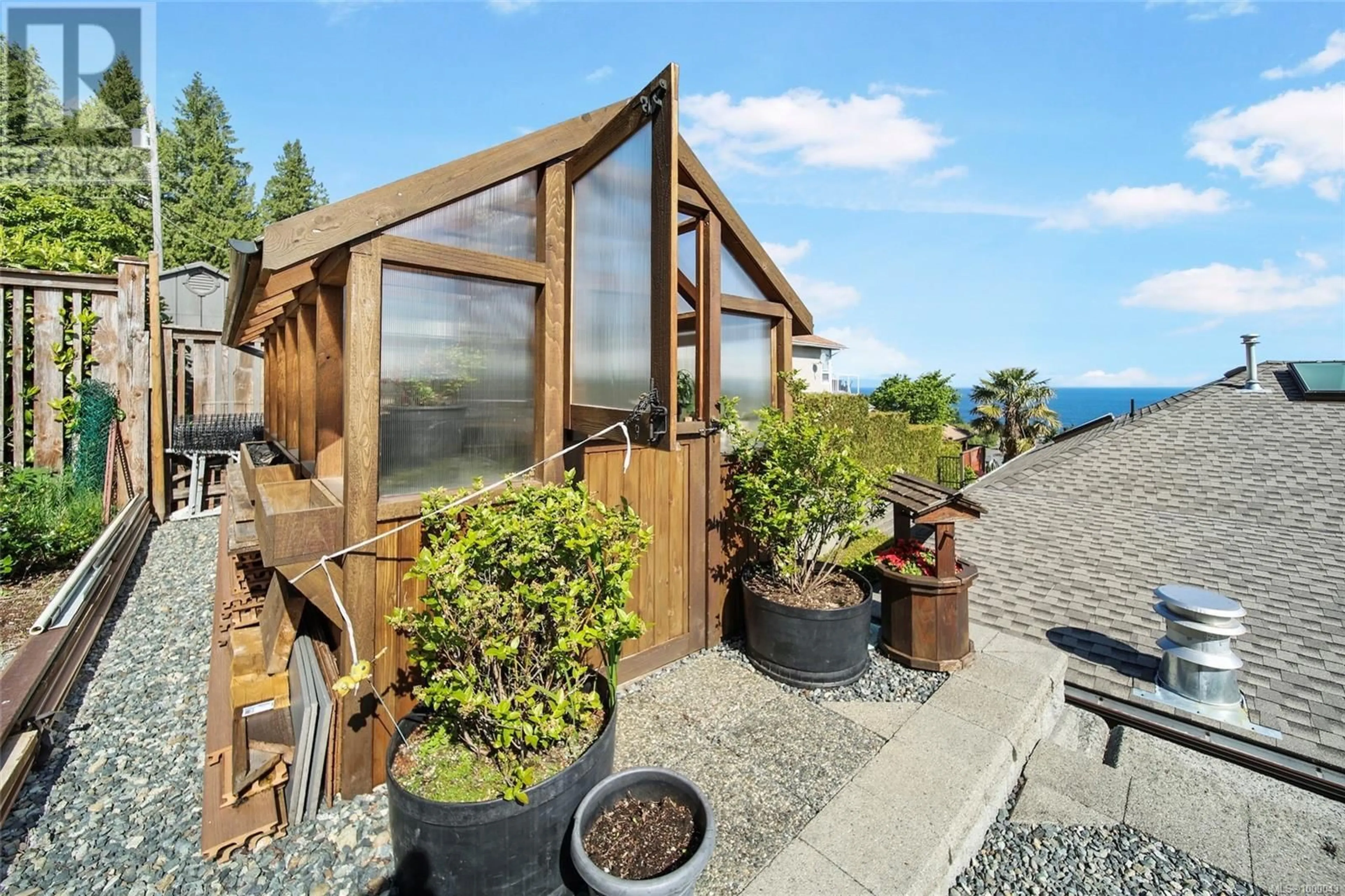 Shed for 5248 LAGUNA WAY, Nanaimo British Columbia V9T5L7