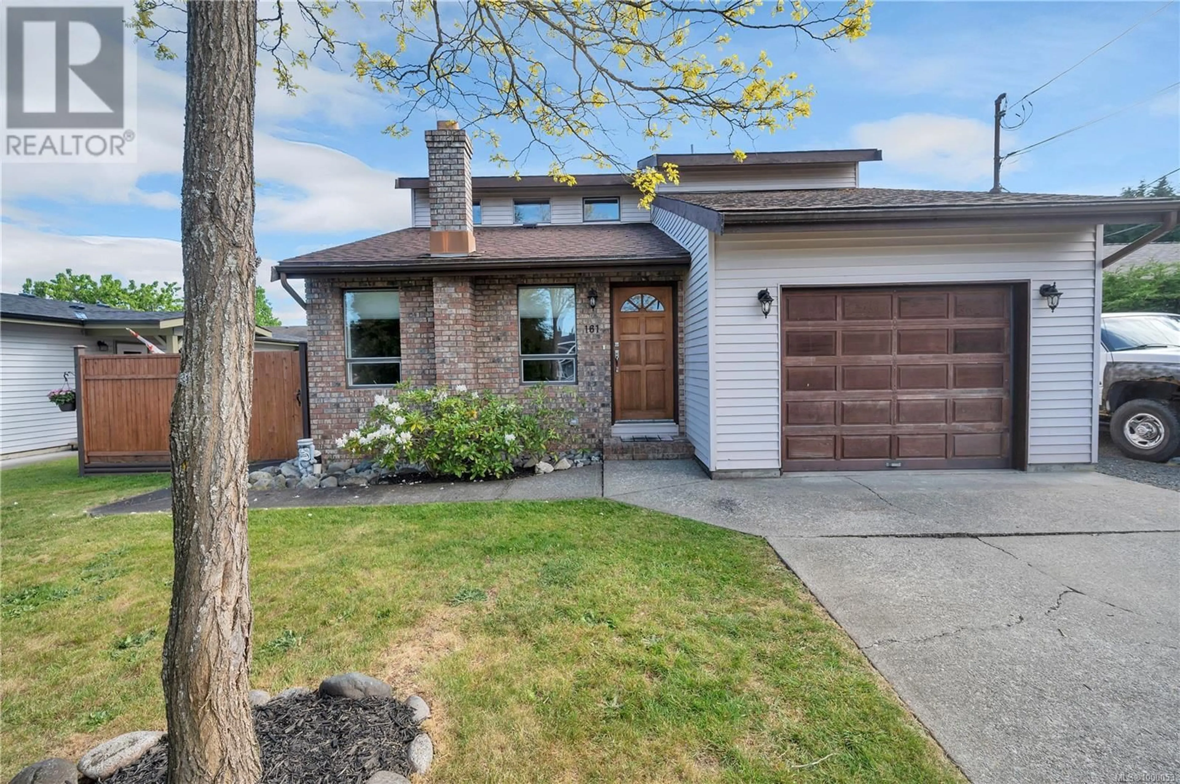 Home with brick exterior material, street for 161 UTAH DRIVE, Campbell River British Columbia V9W7B3