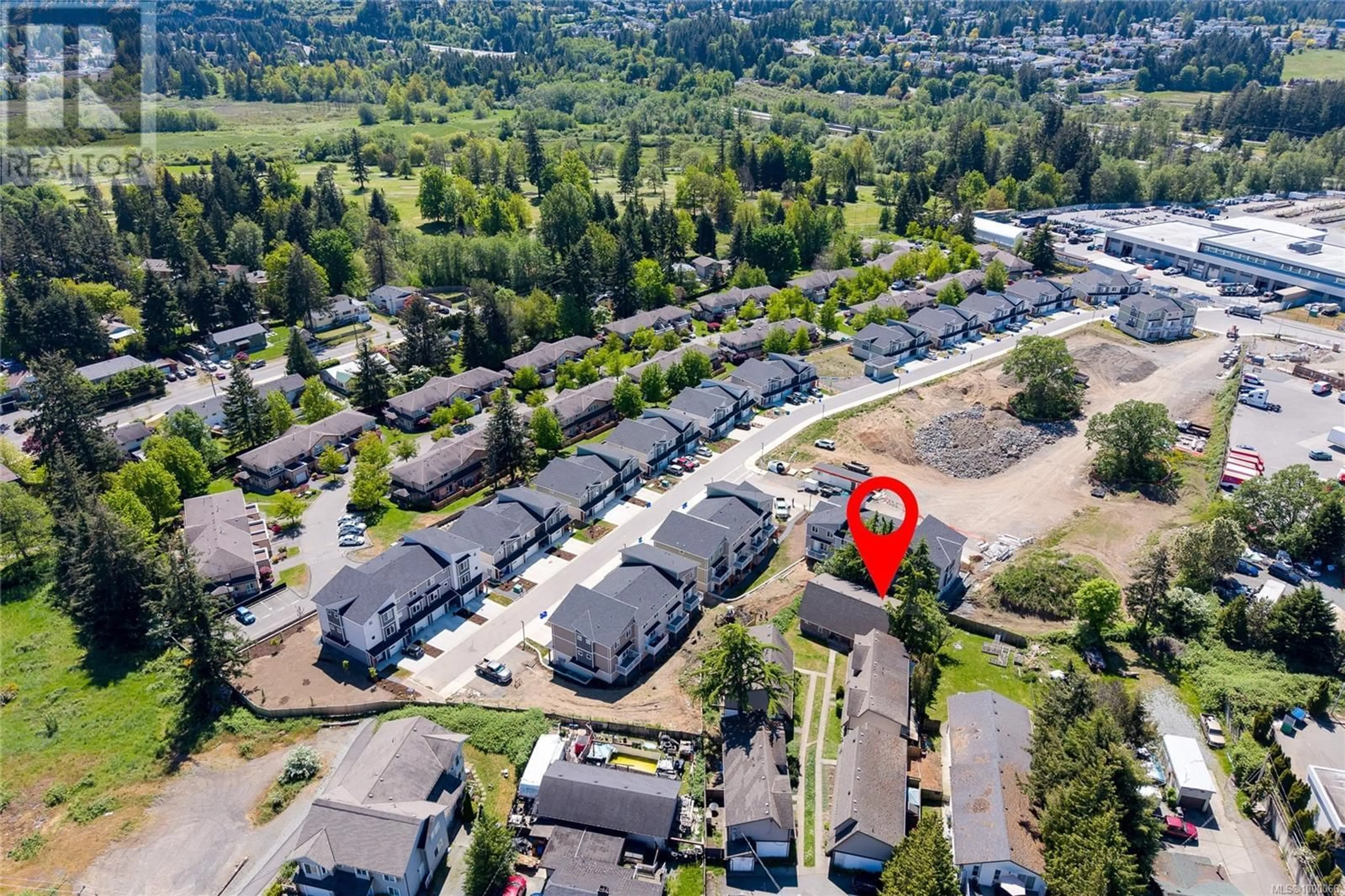 A pic from outside/outdoor area/front of a property/back of a property/a pic from drone, street for 6 - 1637 BOWEN ROAD, Nanaimo British Columbia V9S1G7