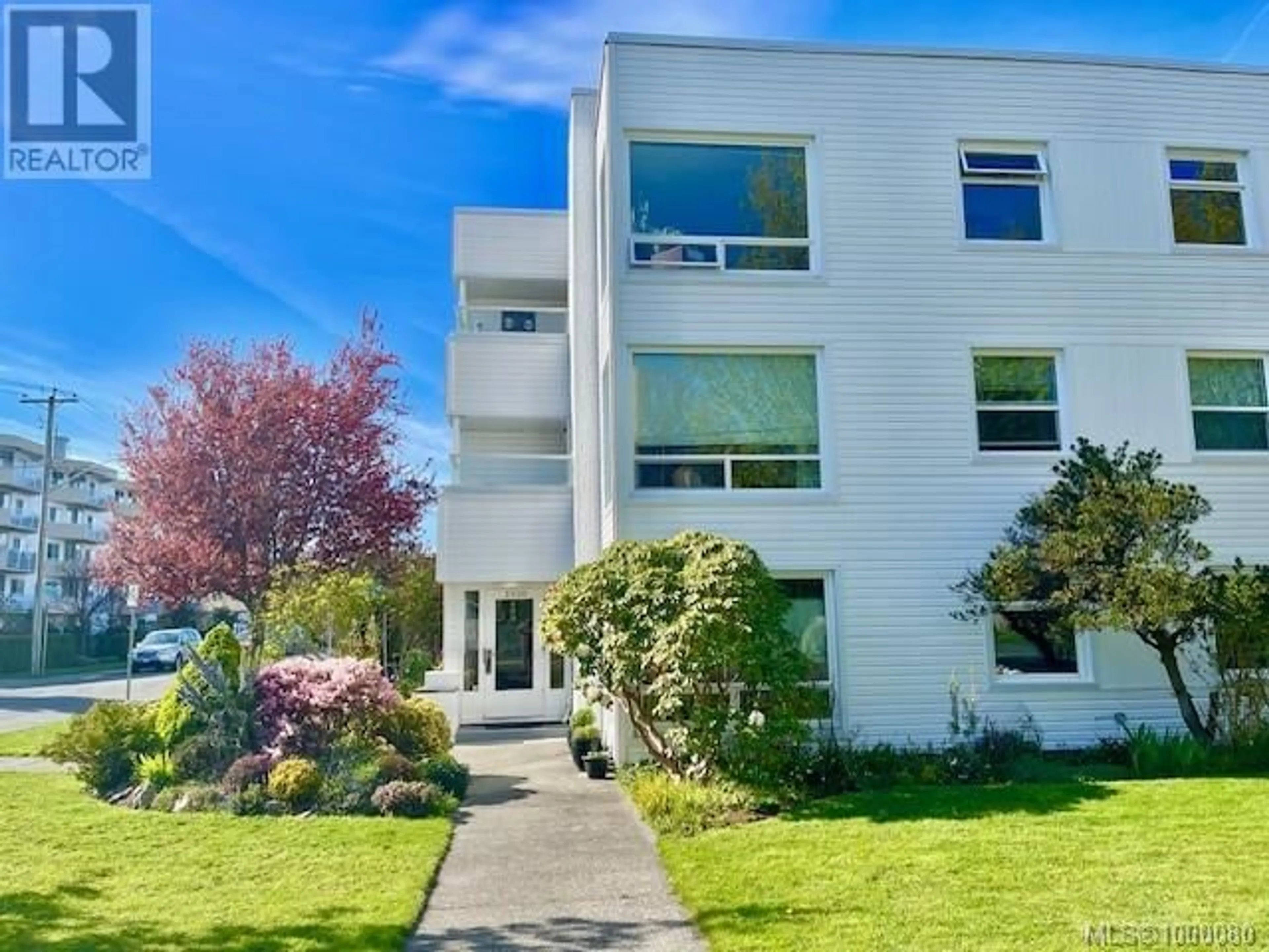 Unknown for 101 - 2660 CURRIE ROAD, Oak Bay British Columbia V8S3C1