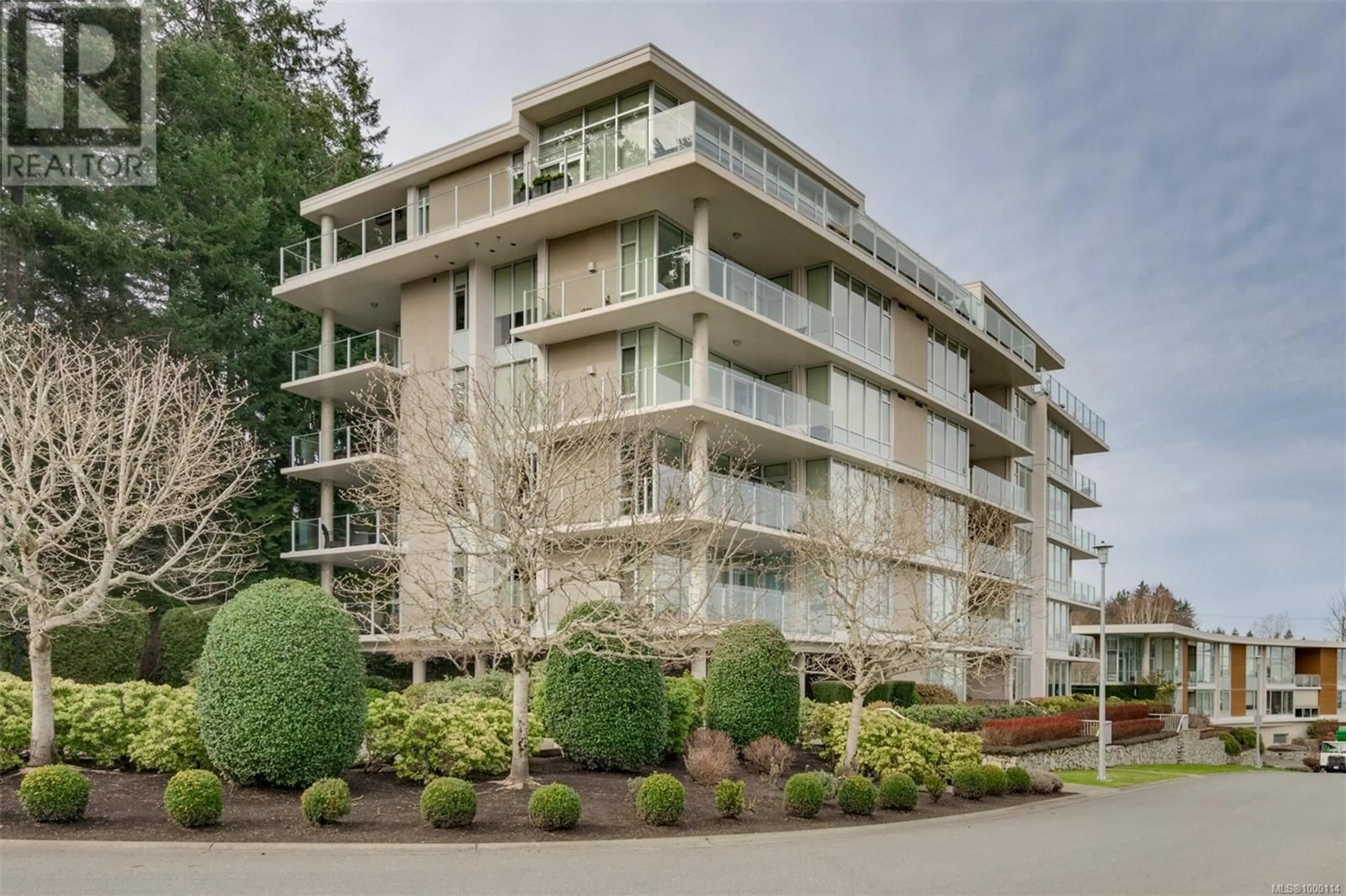 Unknown for 101 - 748 SAYWARD HILL TERRACE, Saanich British Columbia V8Y3K1