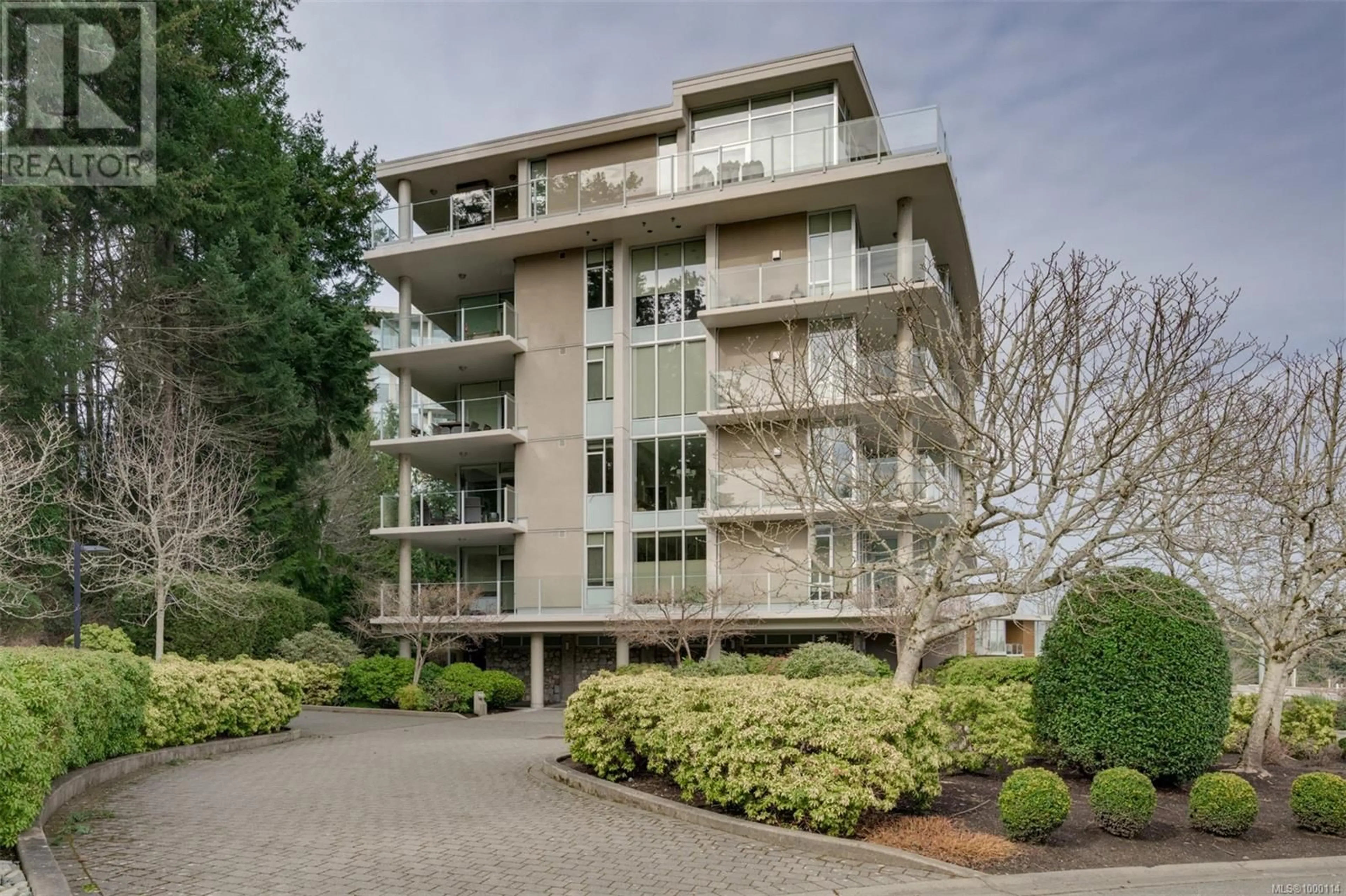 Unknown for 101 - 748 SAYWARD HILL TERRACE, Saanich British Columbia V8Y3K1