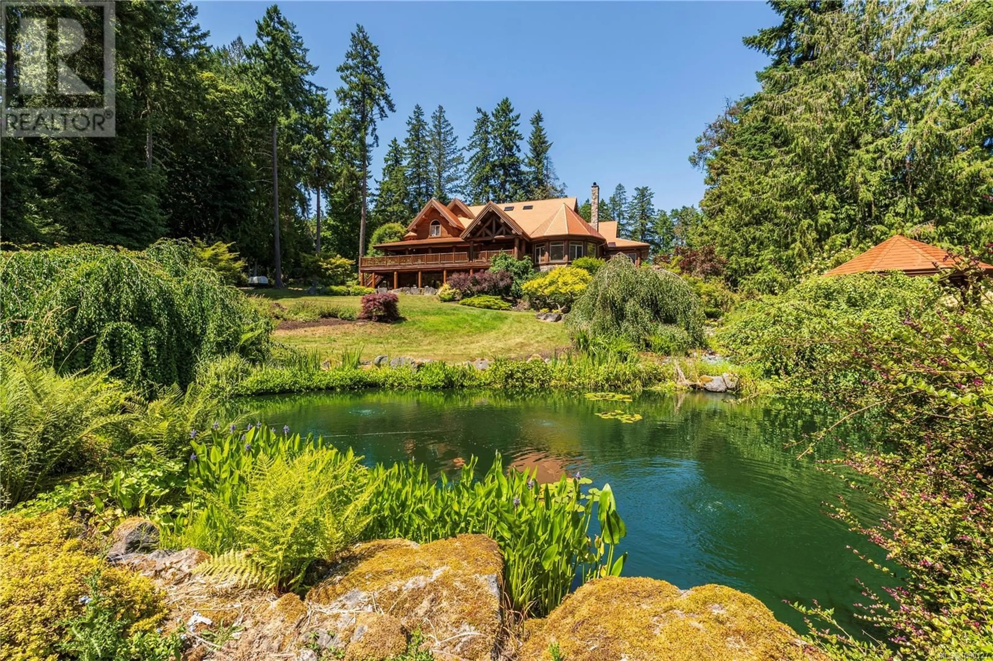 A pic from outside/outdoor area/front of a property/back of a property/a pic from drone, water/lake/river/ocean view for 4828 JUDITHS RUN, Ladysmith British Columbia V9G1G9