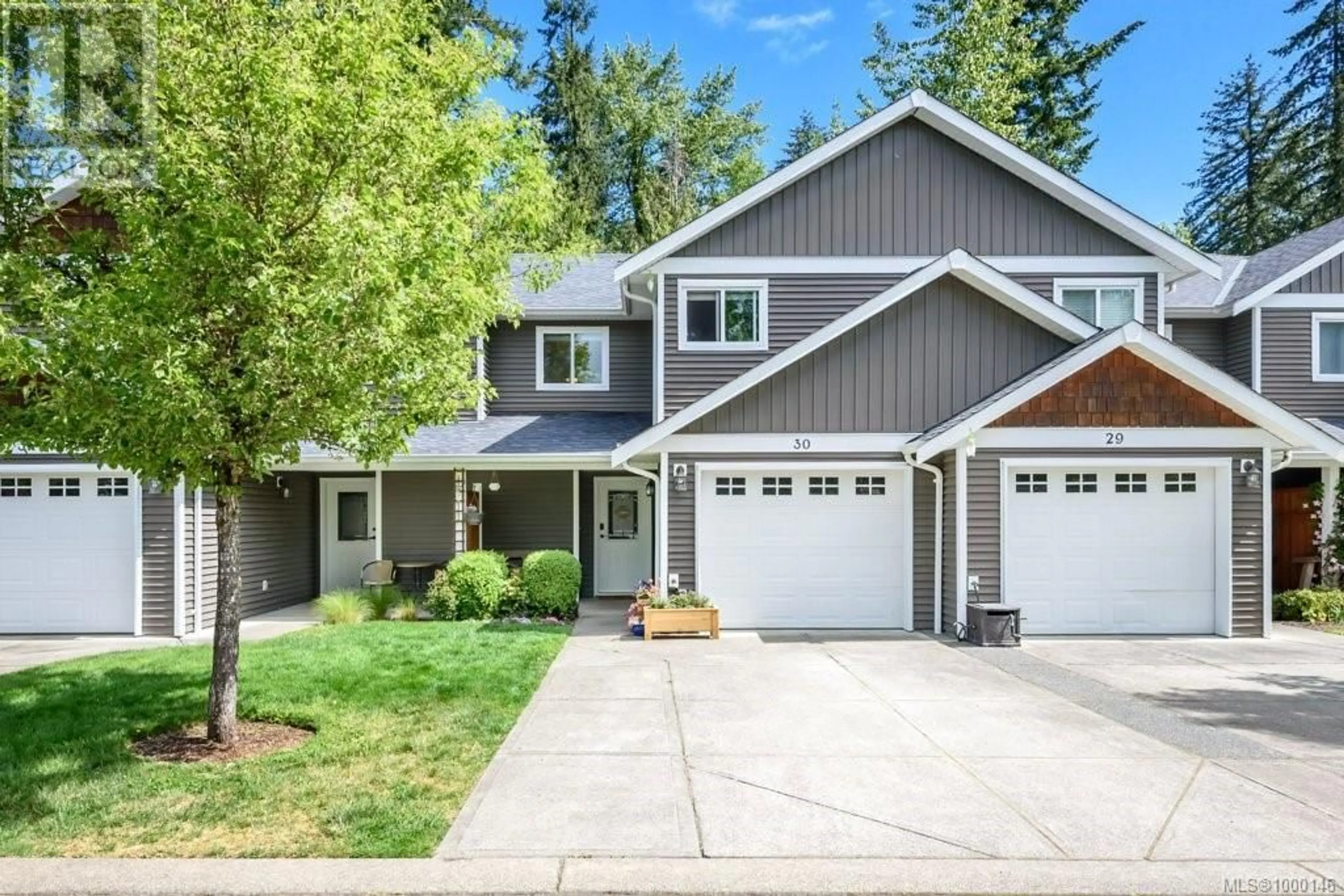 Home with vinyl exterior material, street for 30 - 3400 CONISTON CRESCENT, Cumberland British Columbia V0R1S0