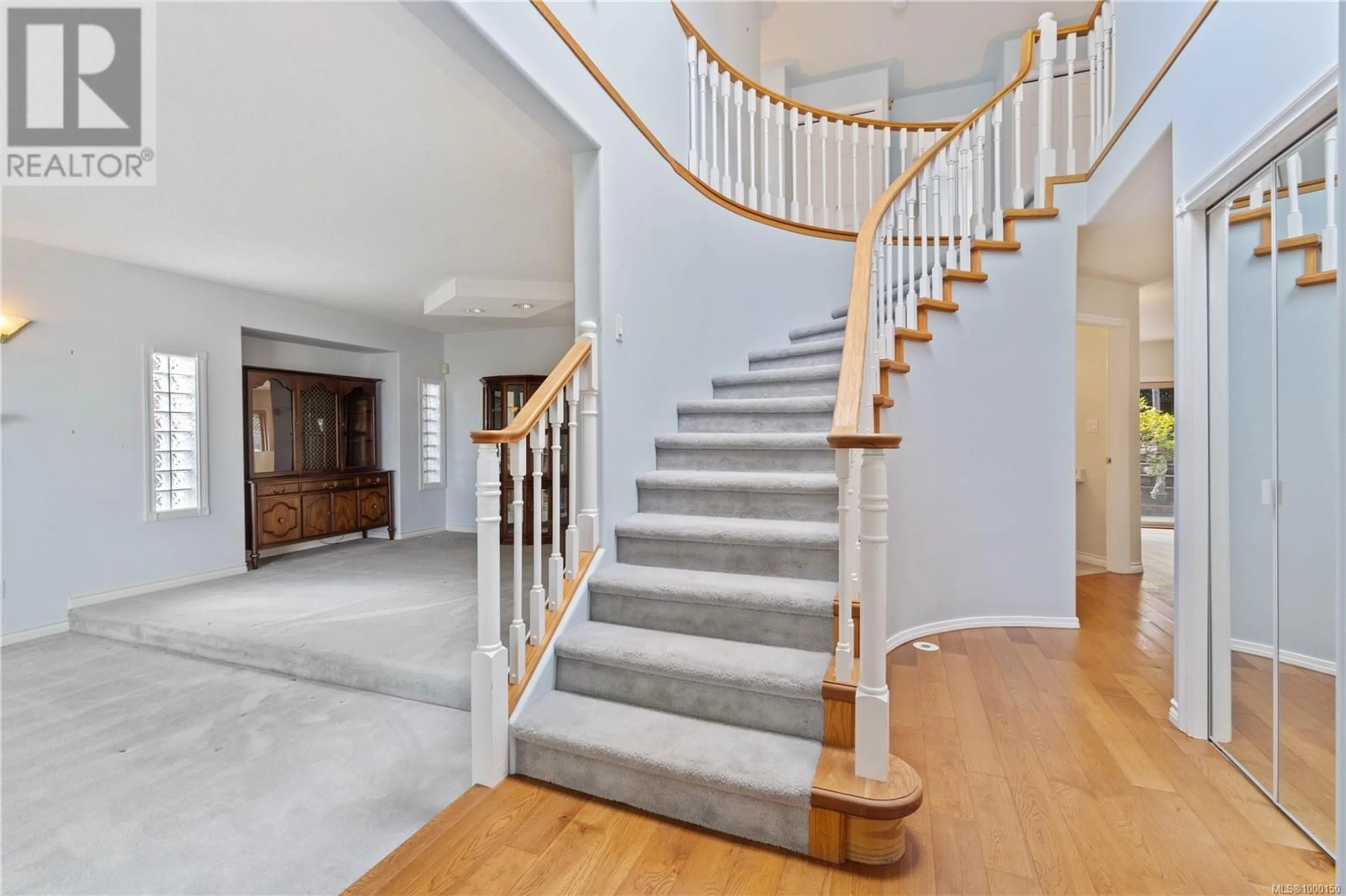 Unknown for 6193 WATERBURY ROAD, Nanaimo British Columbia V9V1L2