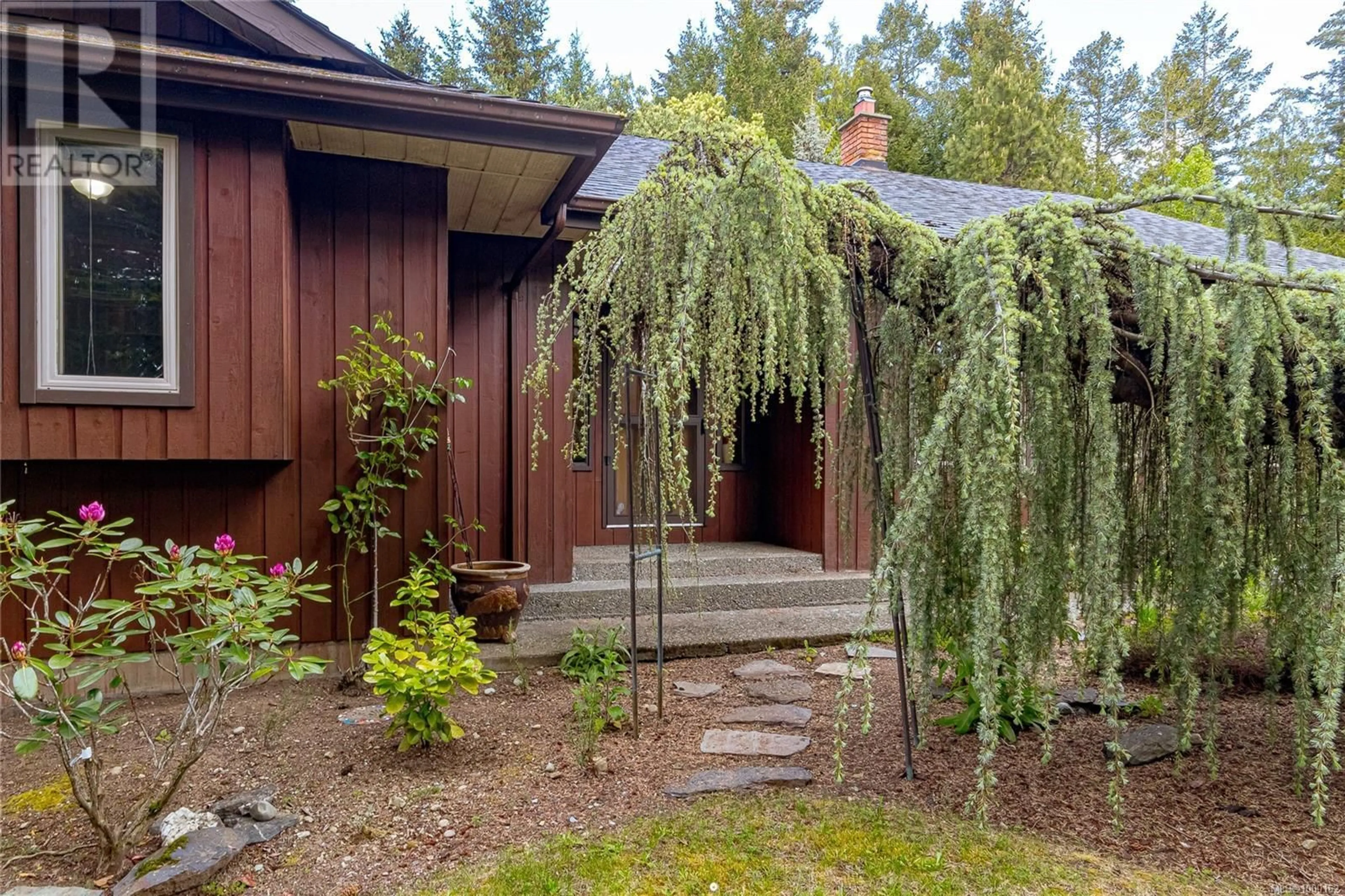 Unknown for 685 MEREDITH ROAD, Mill Bay British Columbia V8H1E6