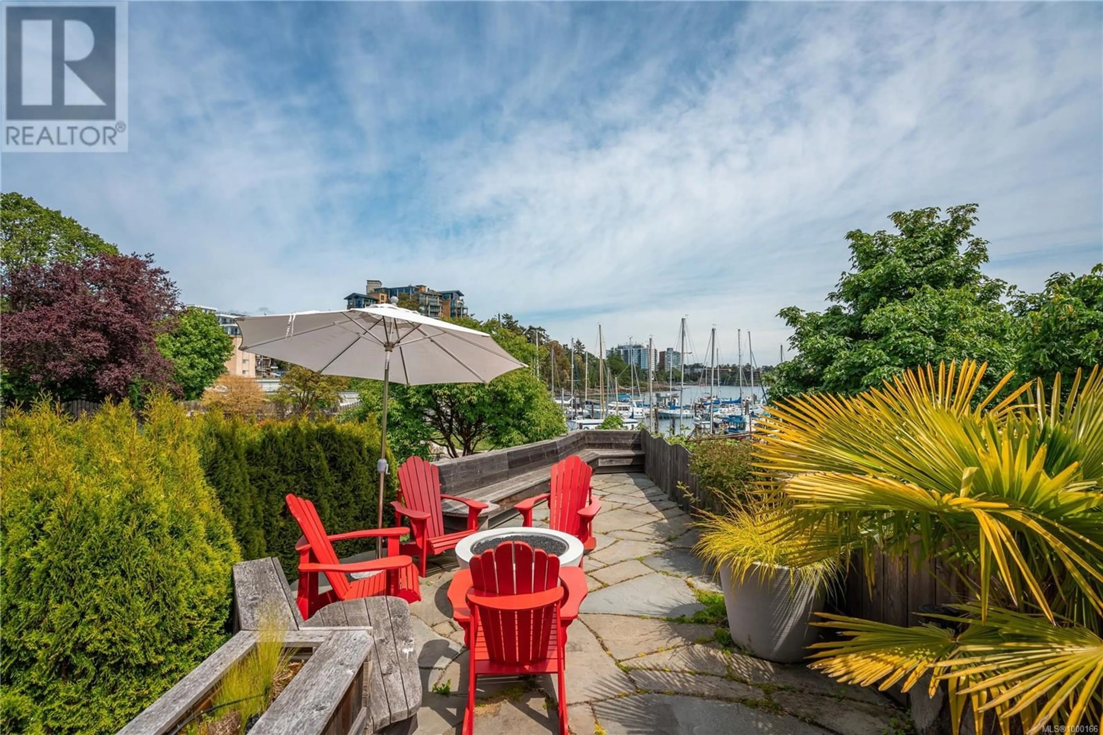 Patio, water/lake/river/ocean view for 485 HEAD STREET, Esquimalt British Columbia V9A5S1