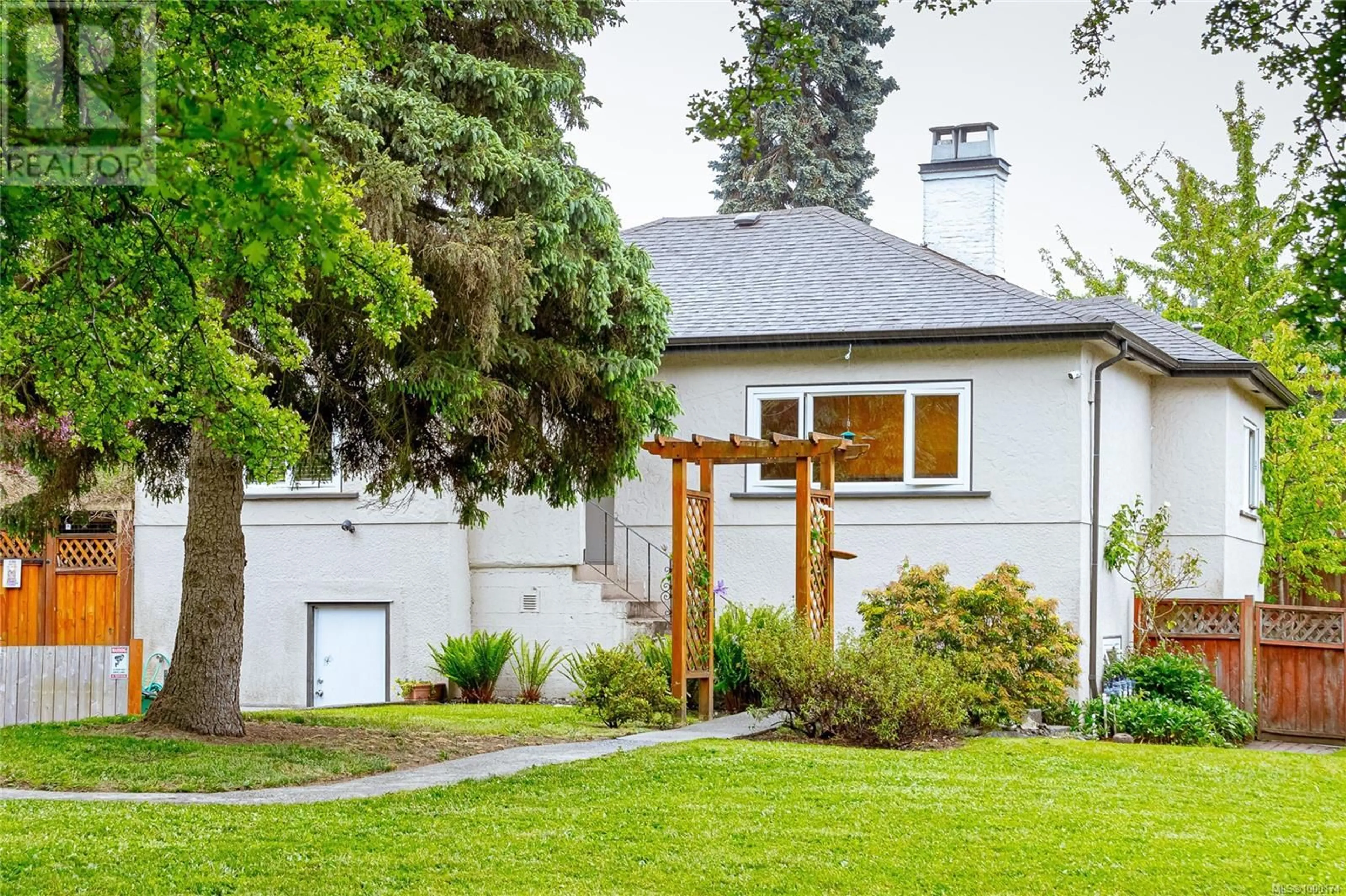 Unknown for 941 DUNN AVENUE, Saanich British Columbia V8X2Z5