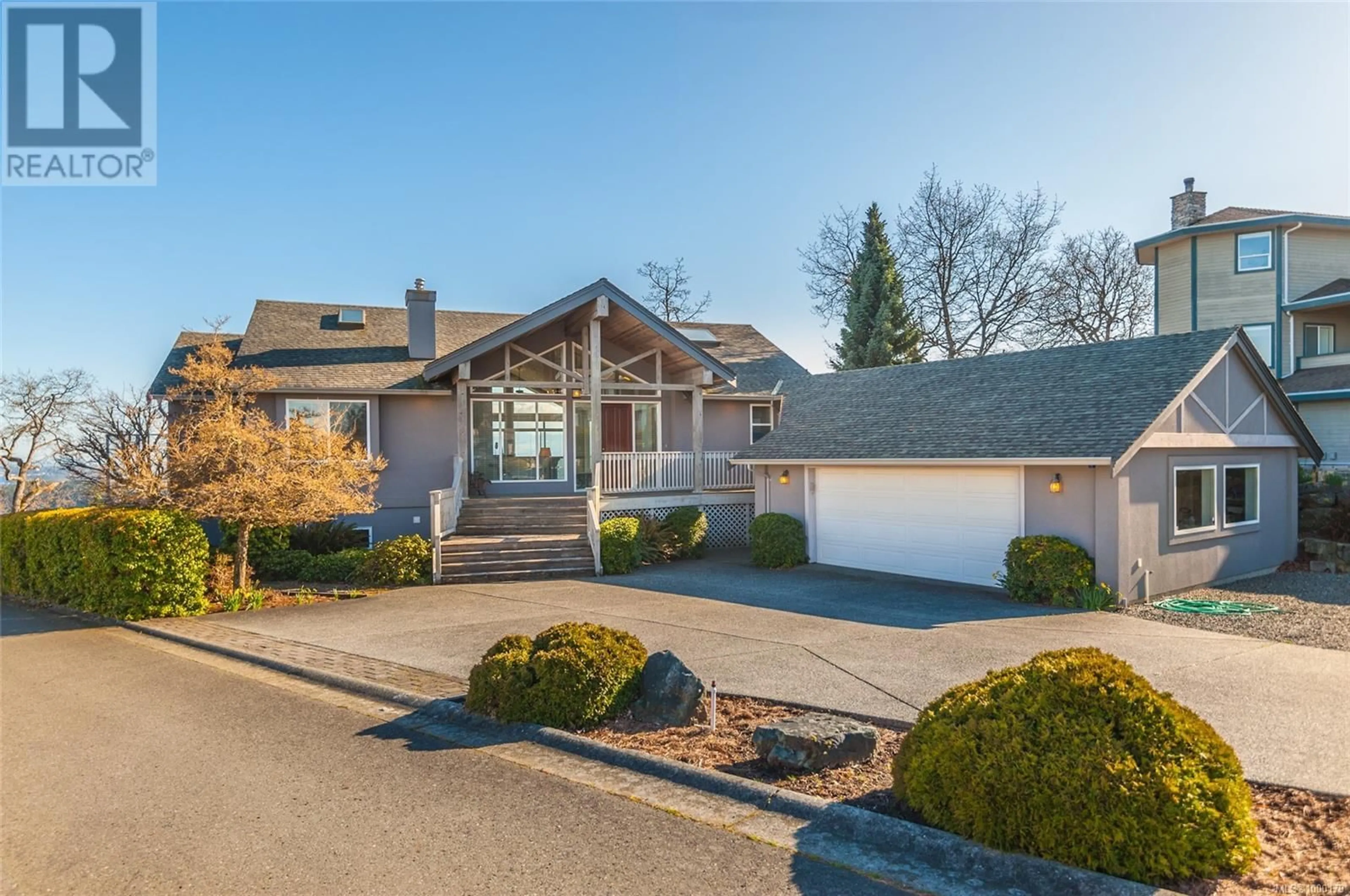 Home with brick exterior material, unknown for 3748 GLEN OAKS DRIVE, Nanaimo British Columbia V9T6H2