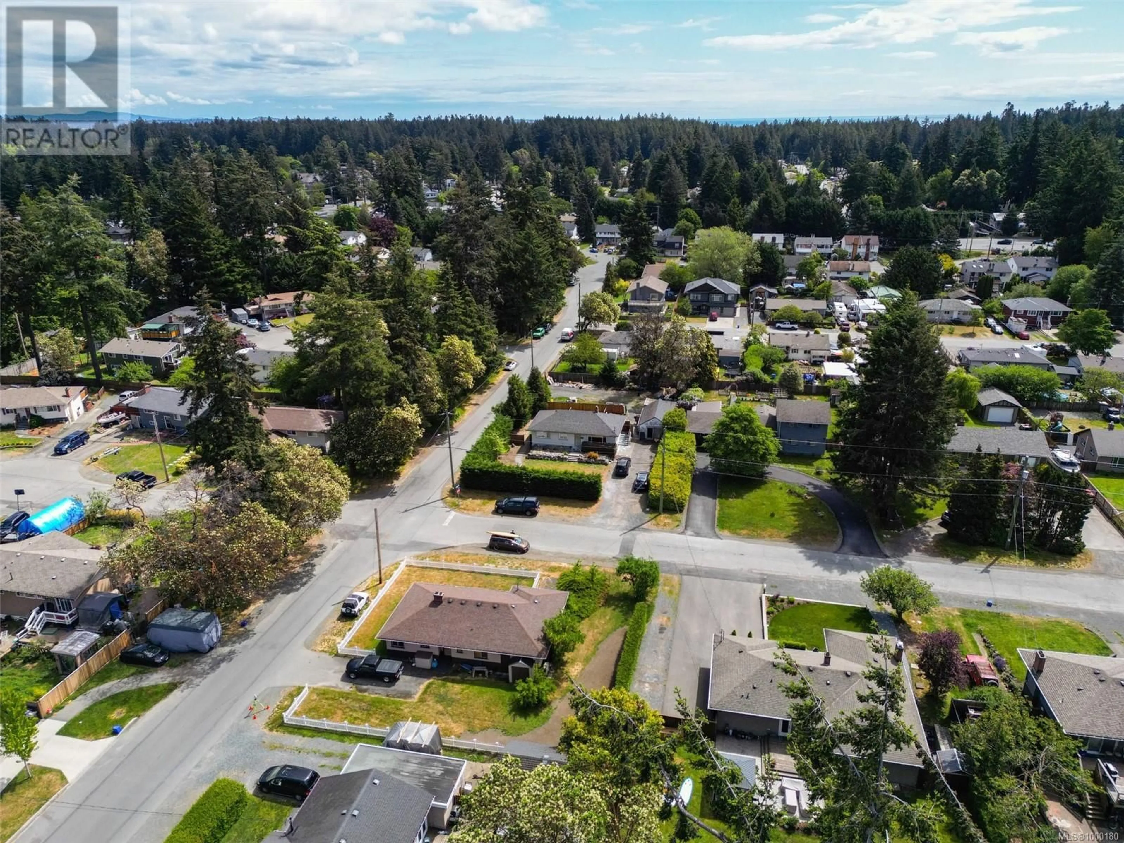 A pic from outside/outdoor area/front of a property/back of a property/a pic from drone, street for 3083 VOLMER ROAD, Colwood British Columbia V9B2H7
