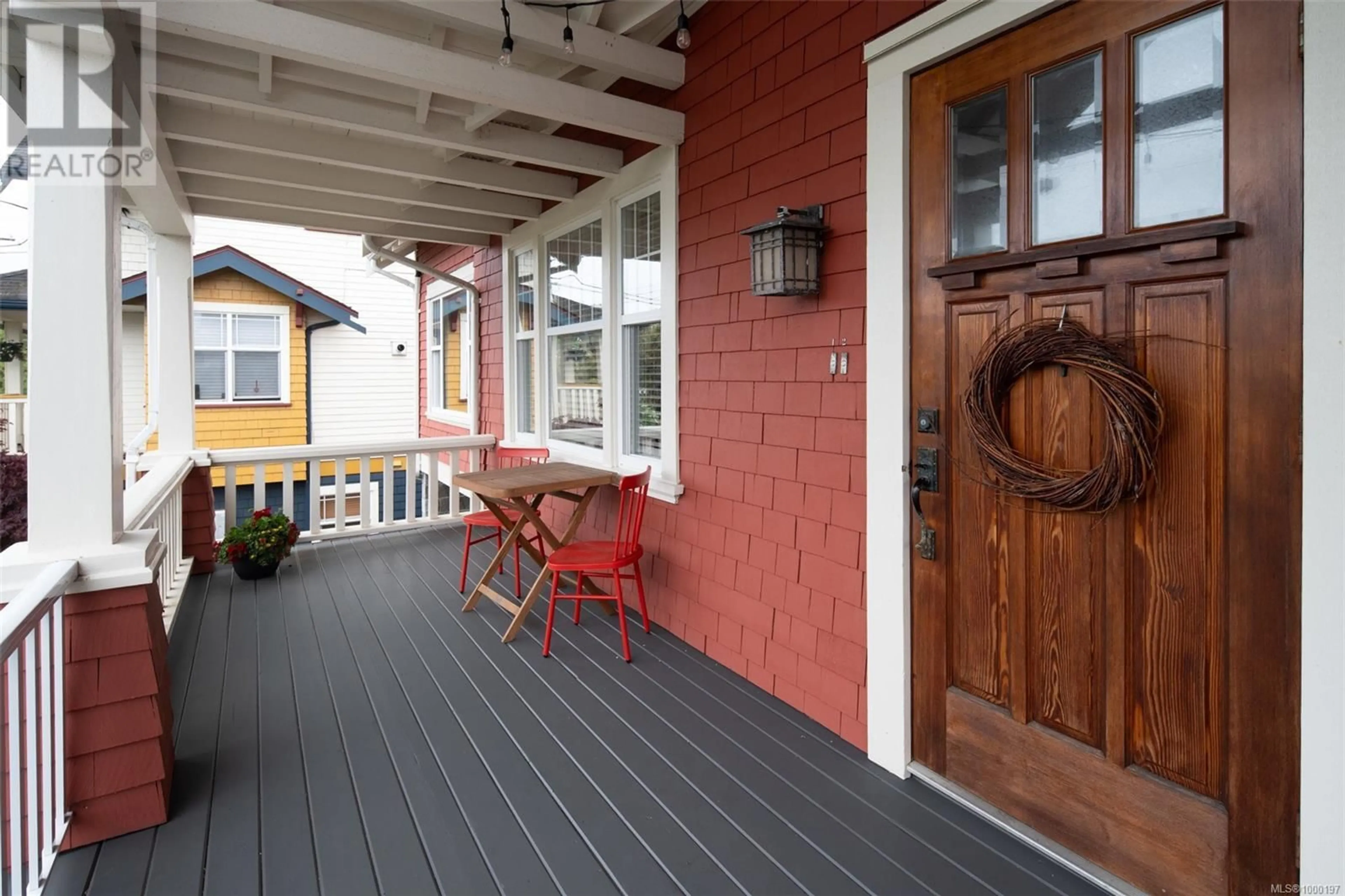 Patio, street for 1 - 80 MOSS STREET, Victoria British Columbia V8V4L8