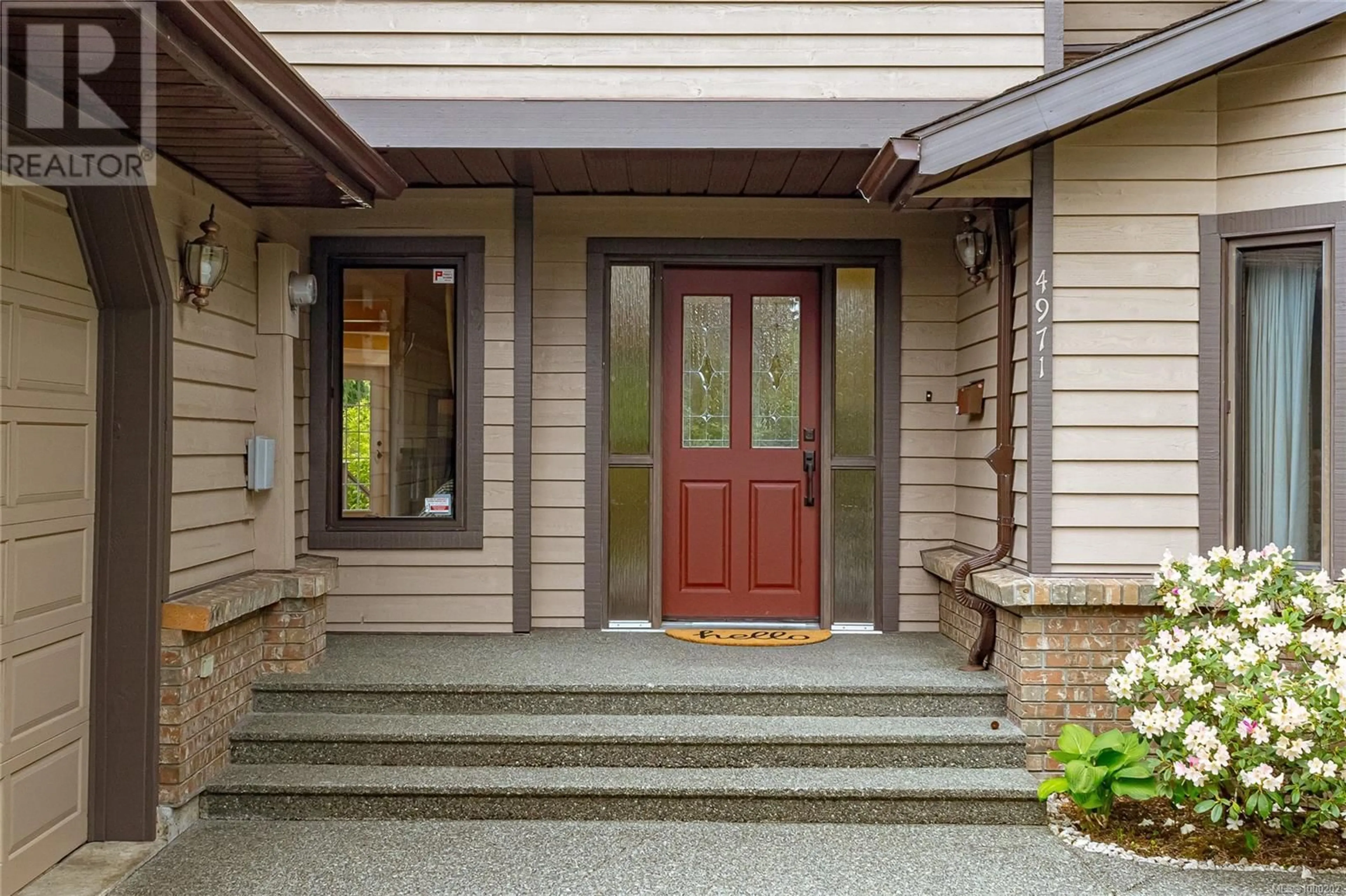 Unknown for 4971 HIGHGATE ROAD, Saanich British Columbia V8Y1V9