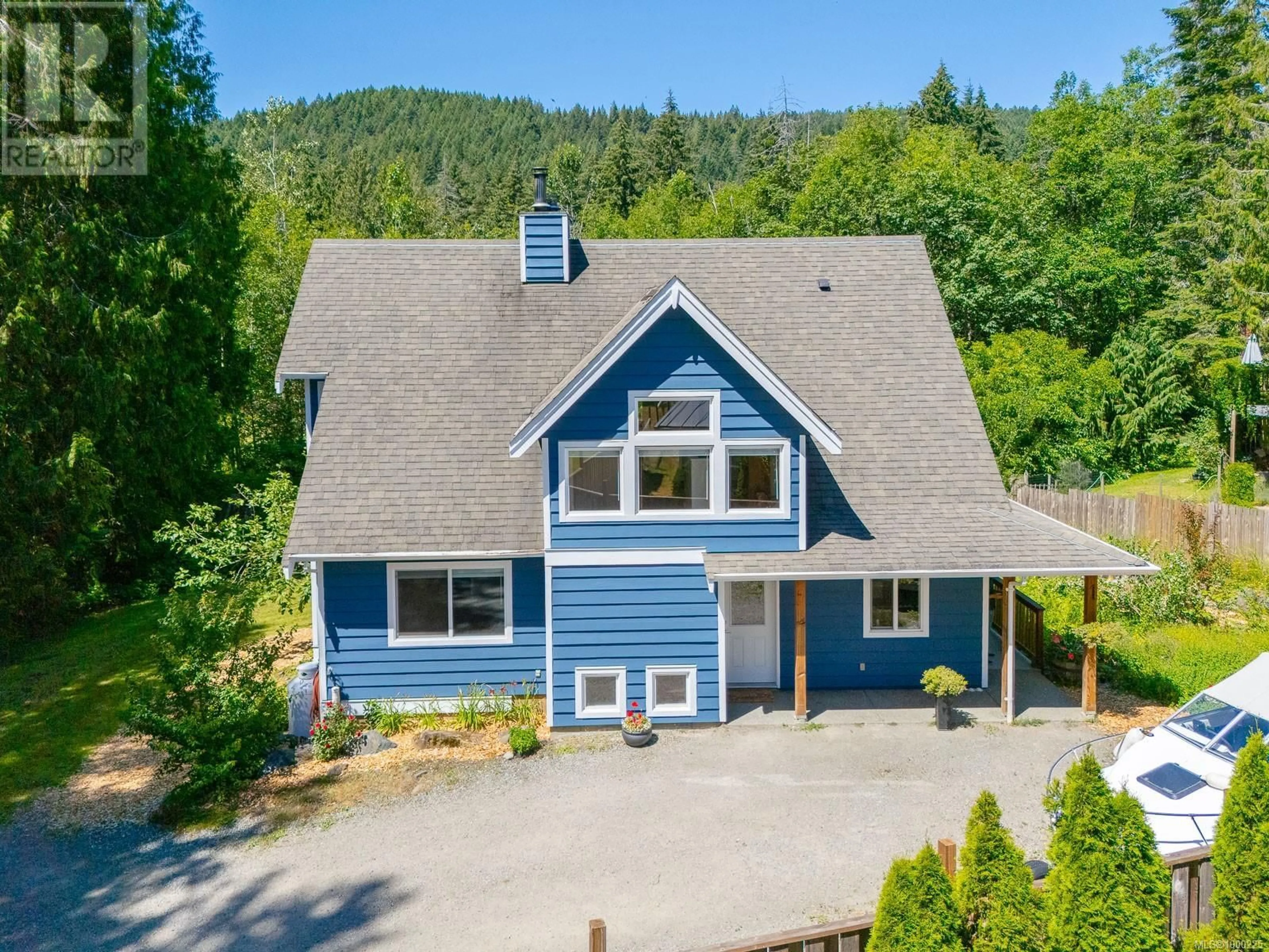 A pic from outside/outdoor area/front of a property/back of a property/a pic from drone, unknown for 3460 COBBLE HILL ROAD EAST, Cobble Hill British Columbia V0R1L5