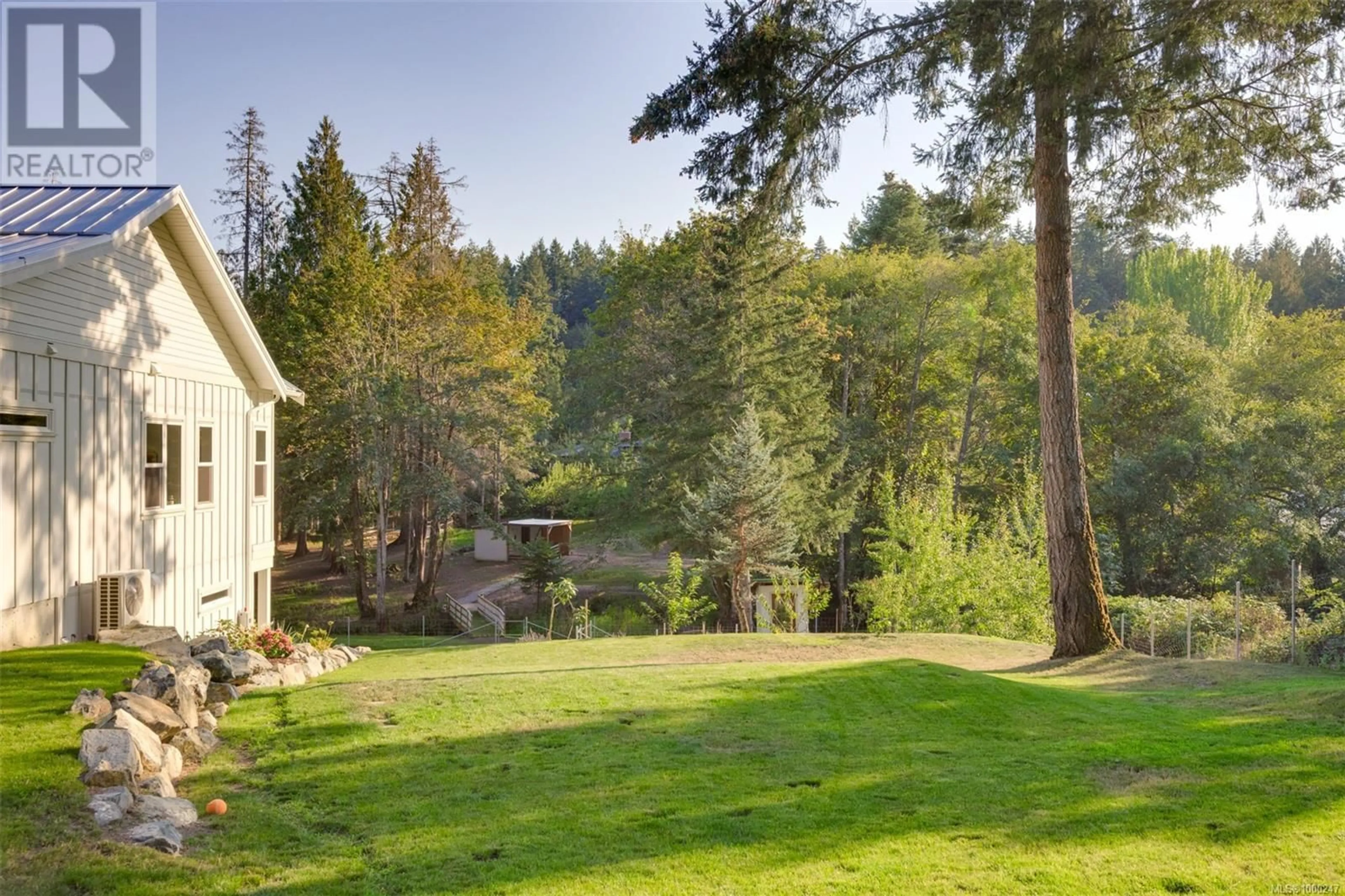 A pic from outside/outdoor area/front of a property/back of a property/a pic from drone, forest/trees view for 471 GREEN MOUNTAIN ROAD, Saanich British Columbia V9E2B4