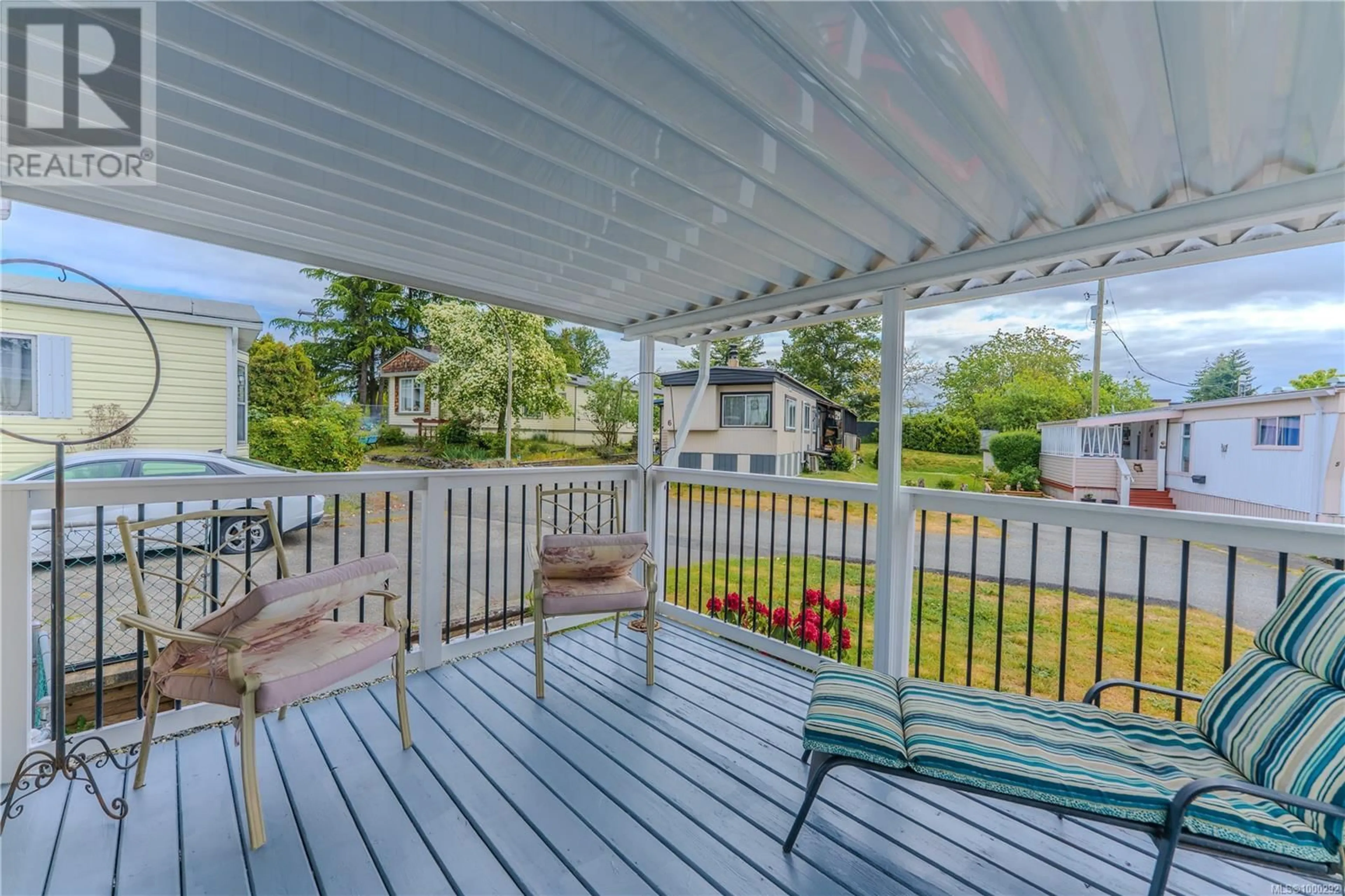 Patio, water/lake/river/ocean view for 32 - 80 5TH STREET, Nanaimo British Columbia V9R1N1