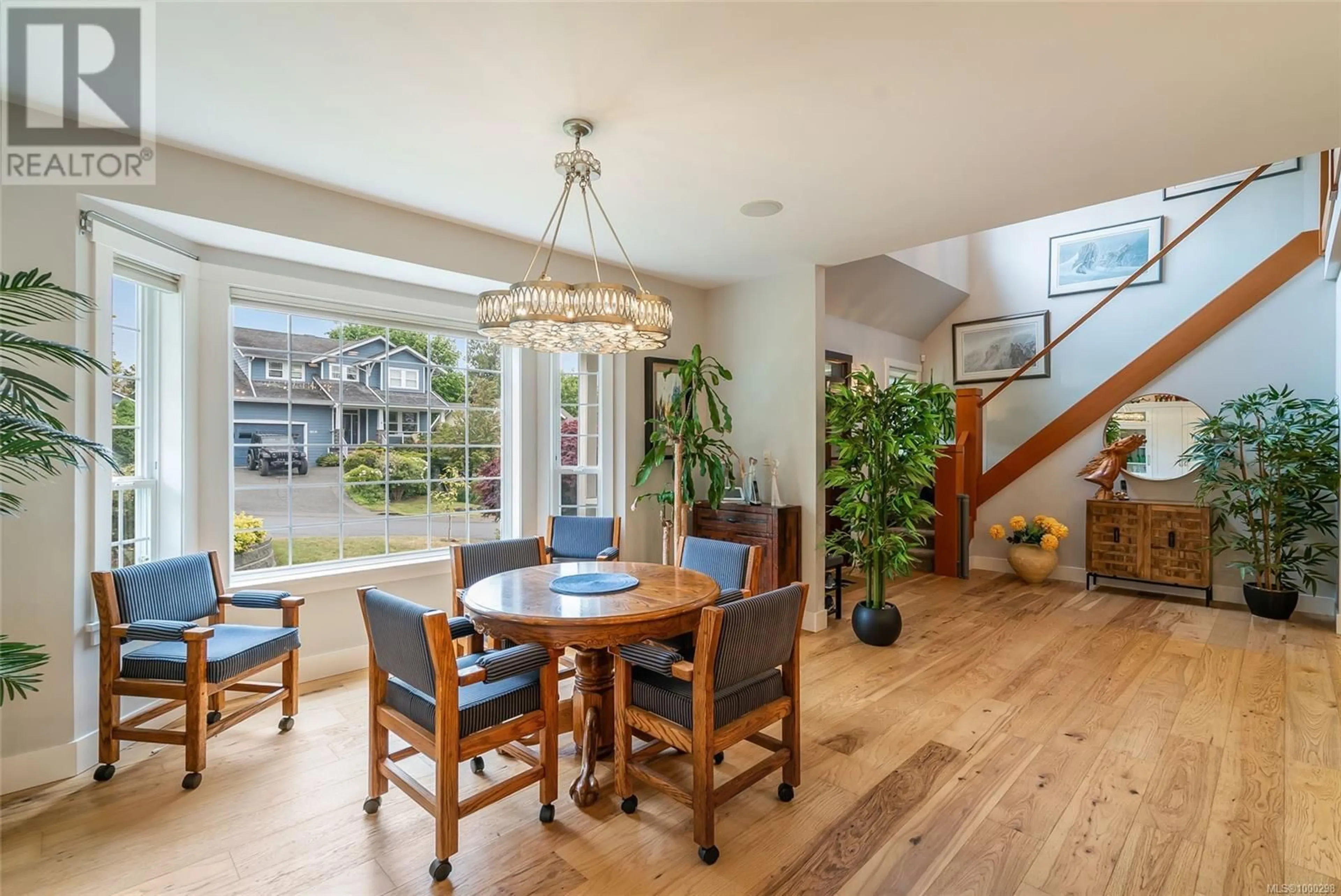 Dining room, wood/laminate floor for 1857 STERLING RIDGE PLACE, Duncan British Columbia V9L5N2