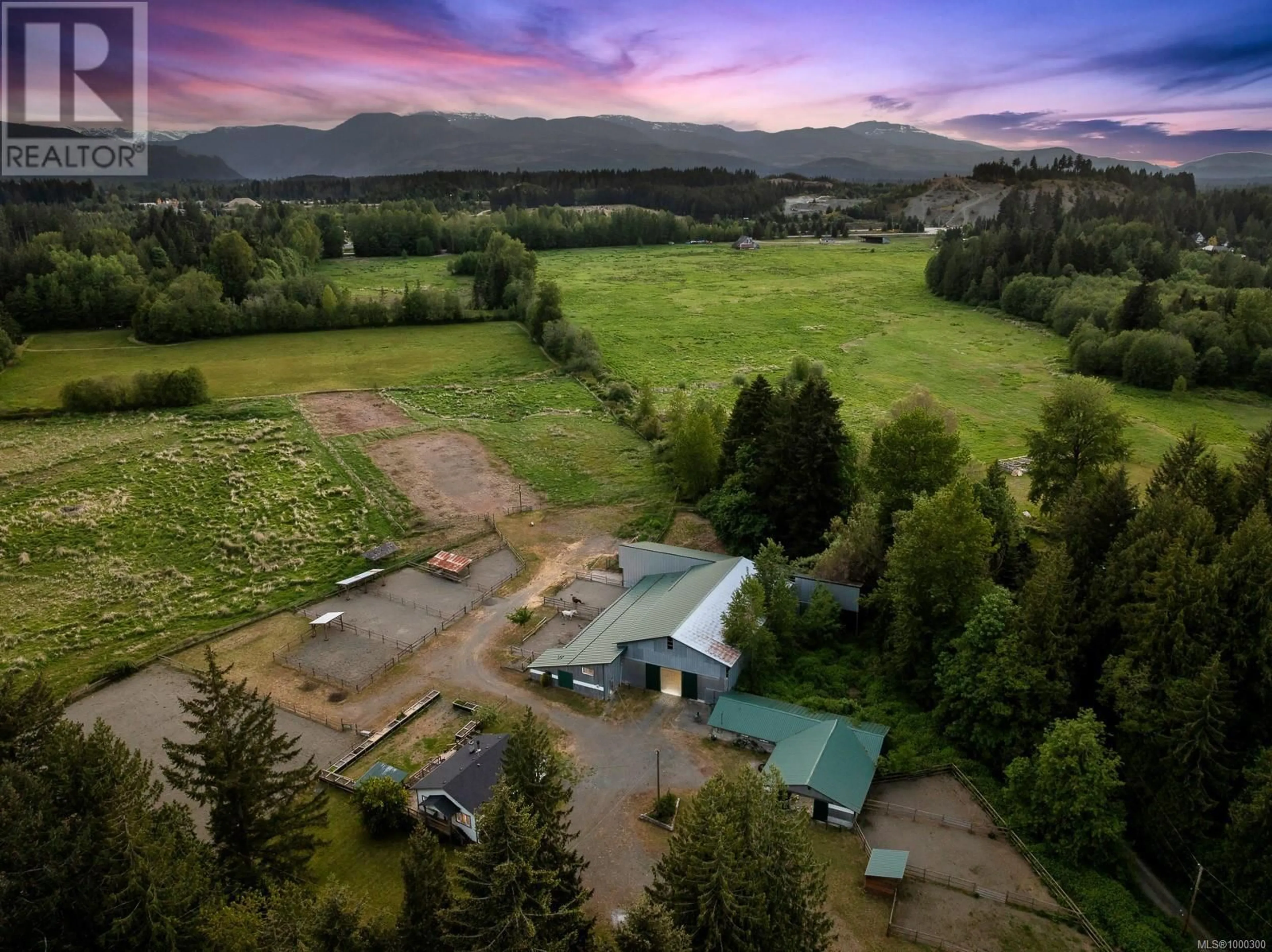 A pic from outside/outdoor area/front of a property/back of a property/a pic from drone, mountain view for 3155 GRANT ROAD, Courtenay British Columbia V9N9P7