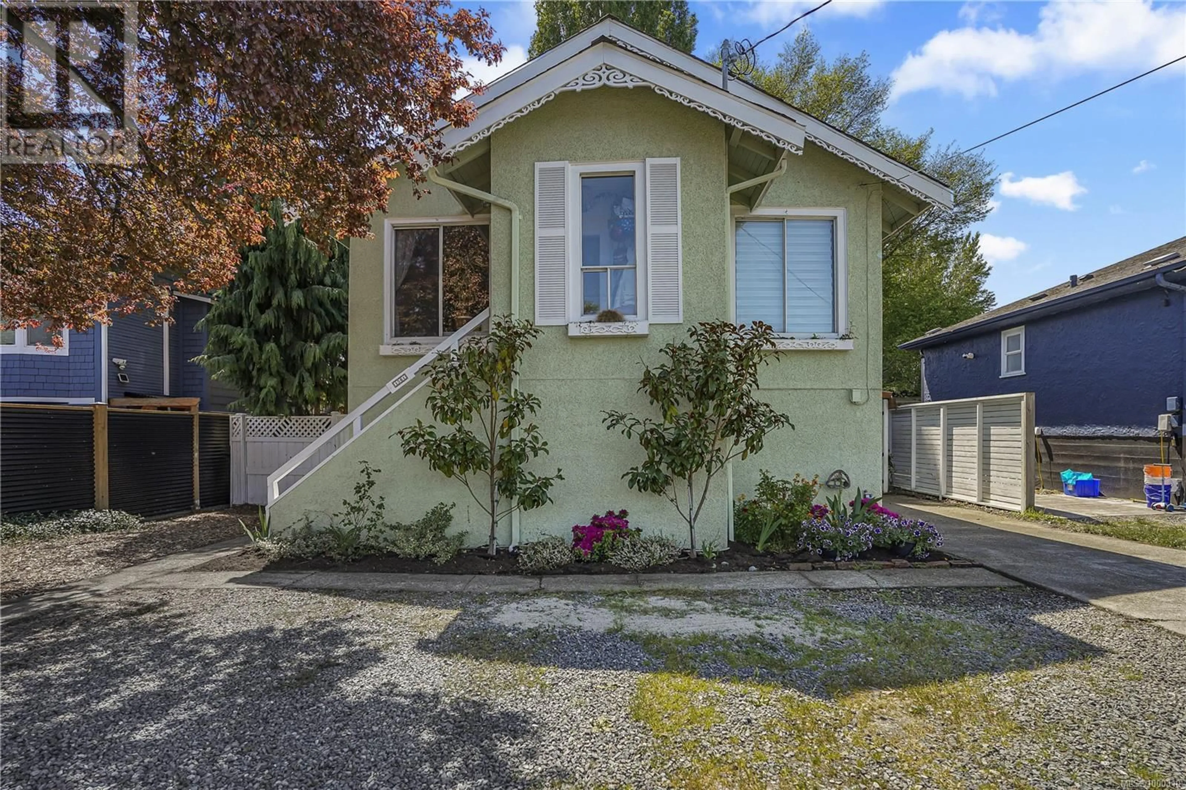Unknown for 1561 NORTH DAIRY ROAD, Victoria British Columbia V8T3T9