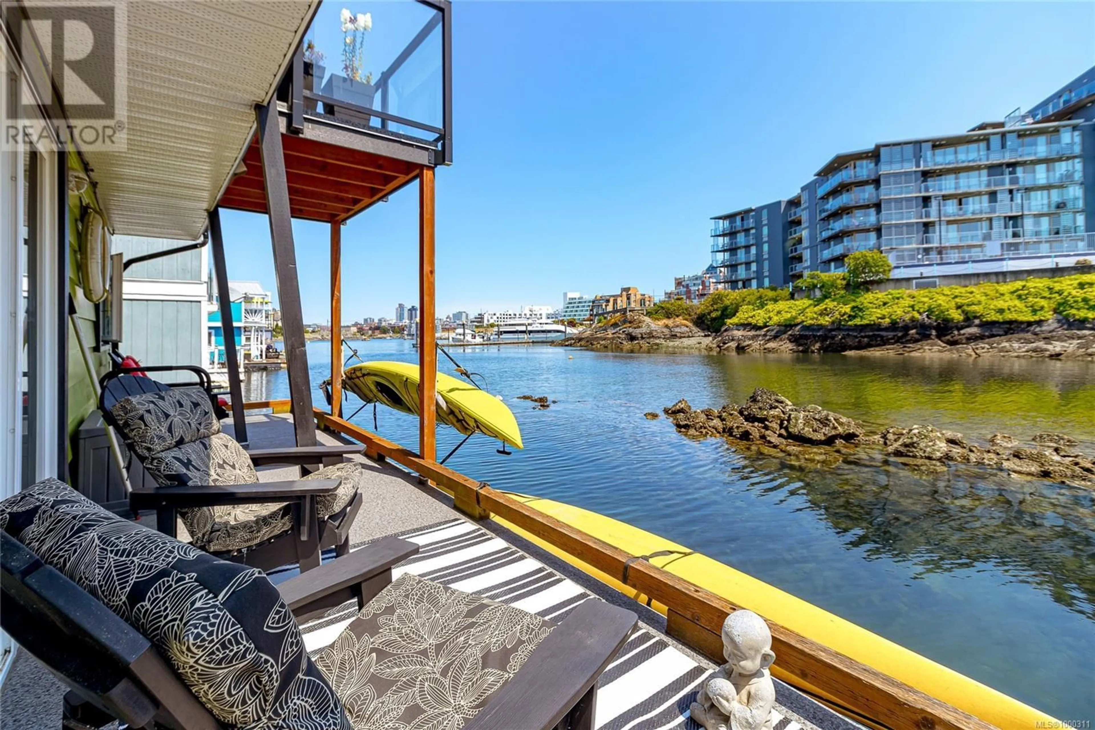 Patio, water/lake/river/ocean view for A2 - 1 DALLAS ROAD, Victoria British Columbia V8V0B2