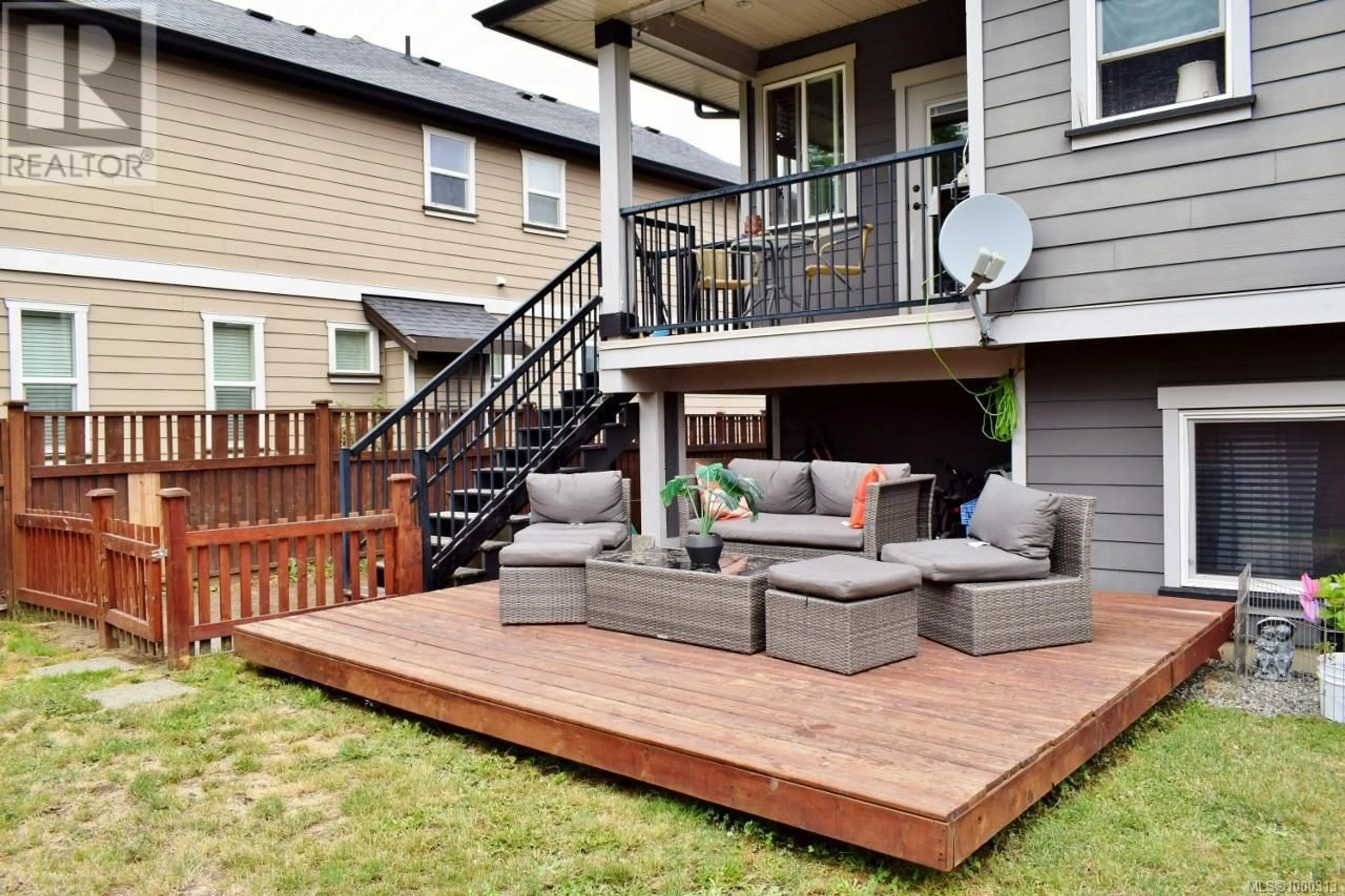 Patio, street for 1976 FALCON CRESCENT, Cowichan Bay British Columbia V0R1N1
