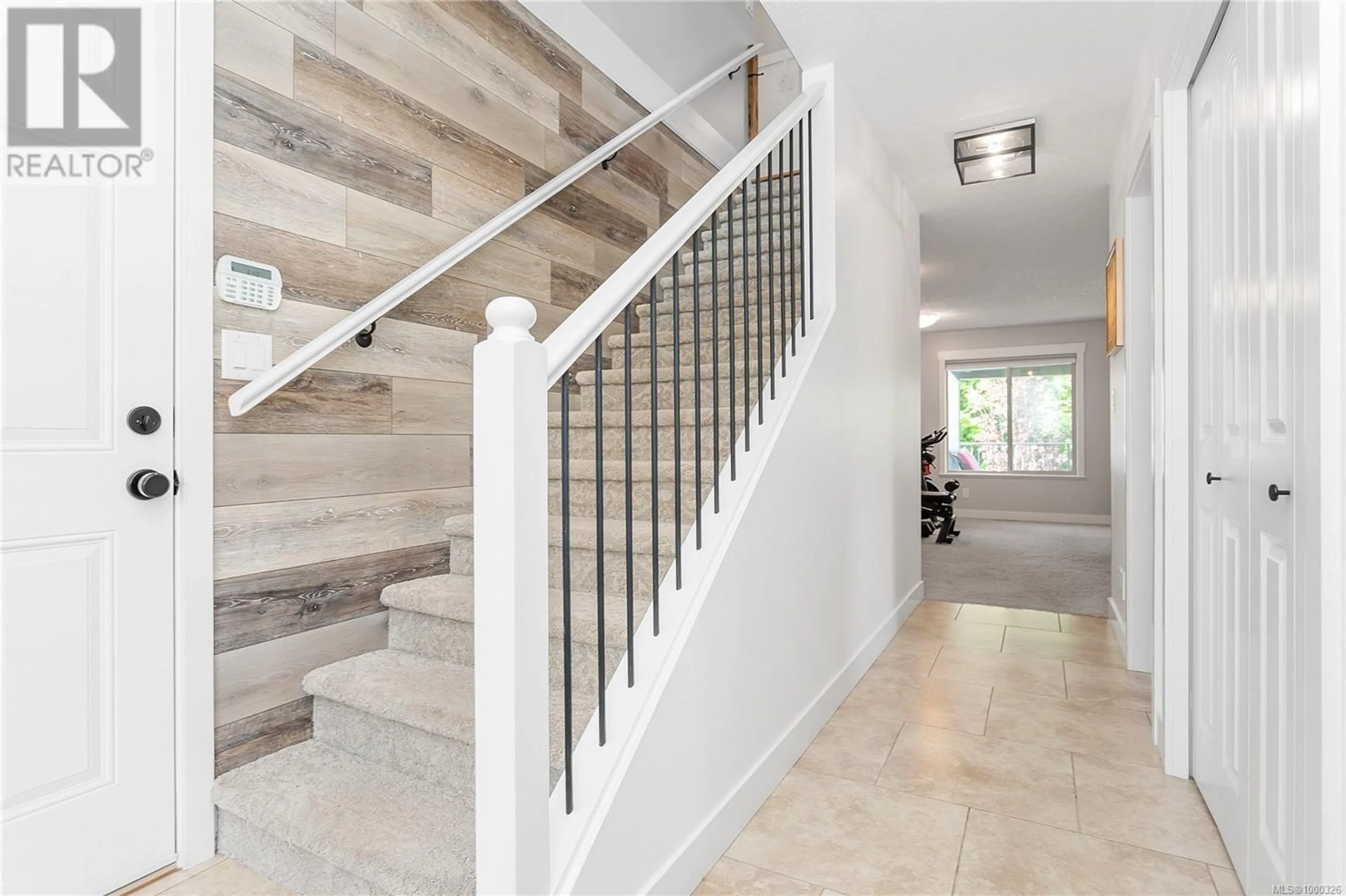 Stairs for 2312 DODDS ROAD, Nanaimo British Columbia V9X1Y3