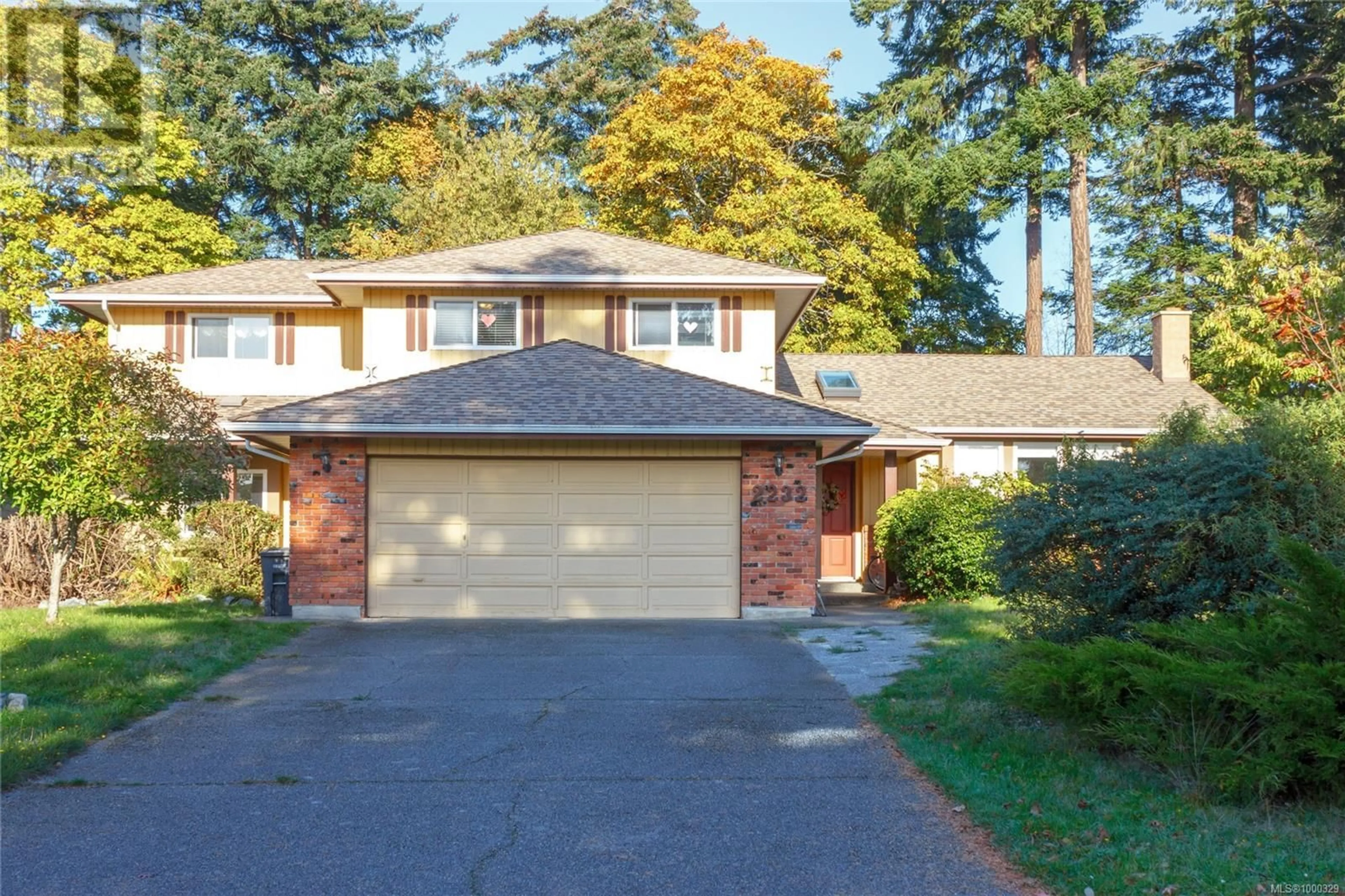 Home with brick exterior material, street for 2232 LIFTON PLACE, Saanich British Columbia V8N6B2
