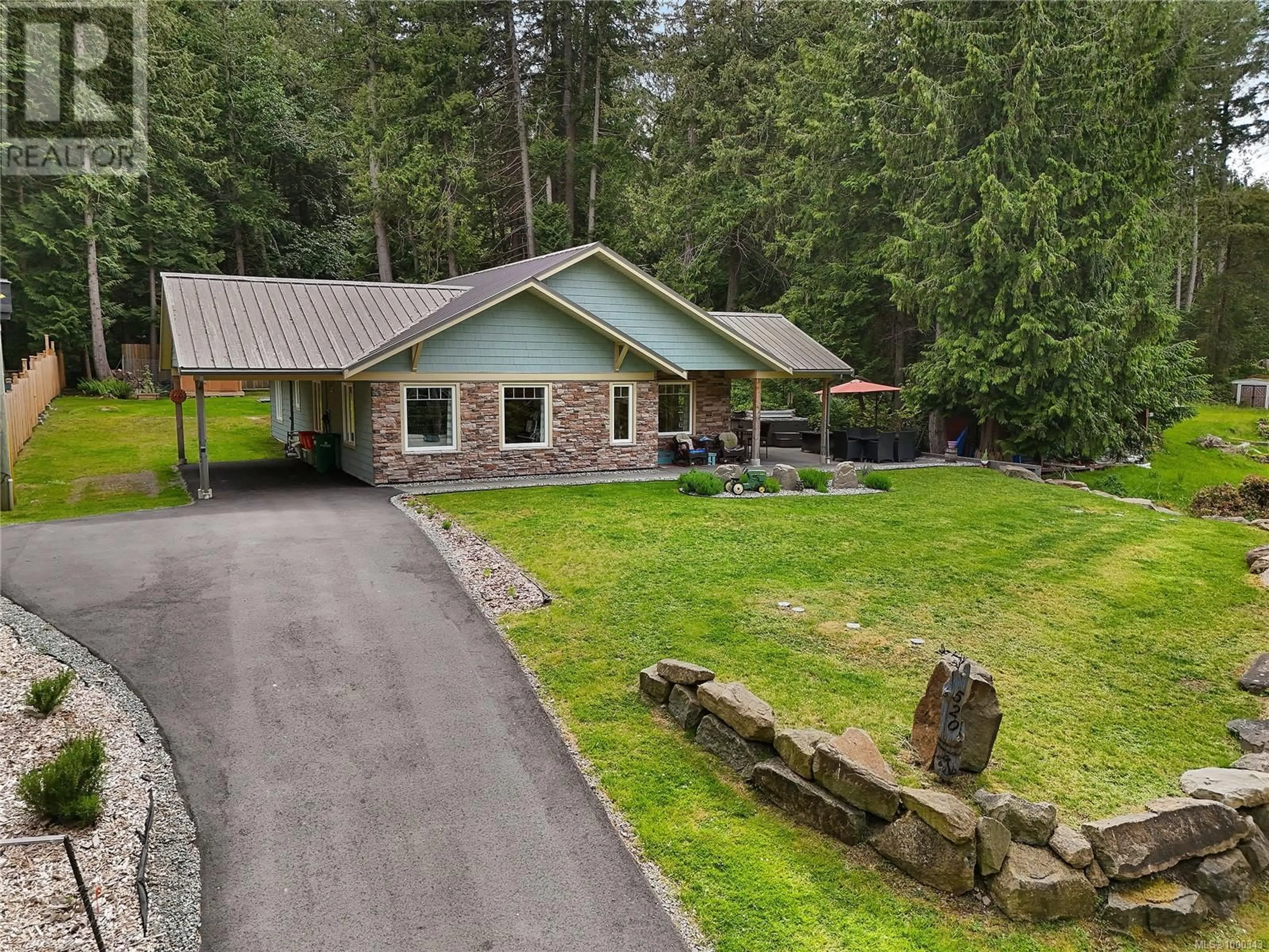 A pic from outside/outdoor area/front of a property/back of a property/a pic from drone, unknown for 520 AYA REACH ROAD, Mayne Island British Columbia V0N2J1
