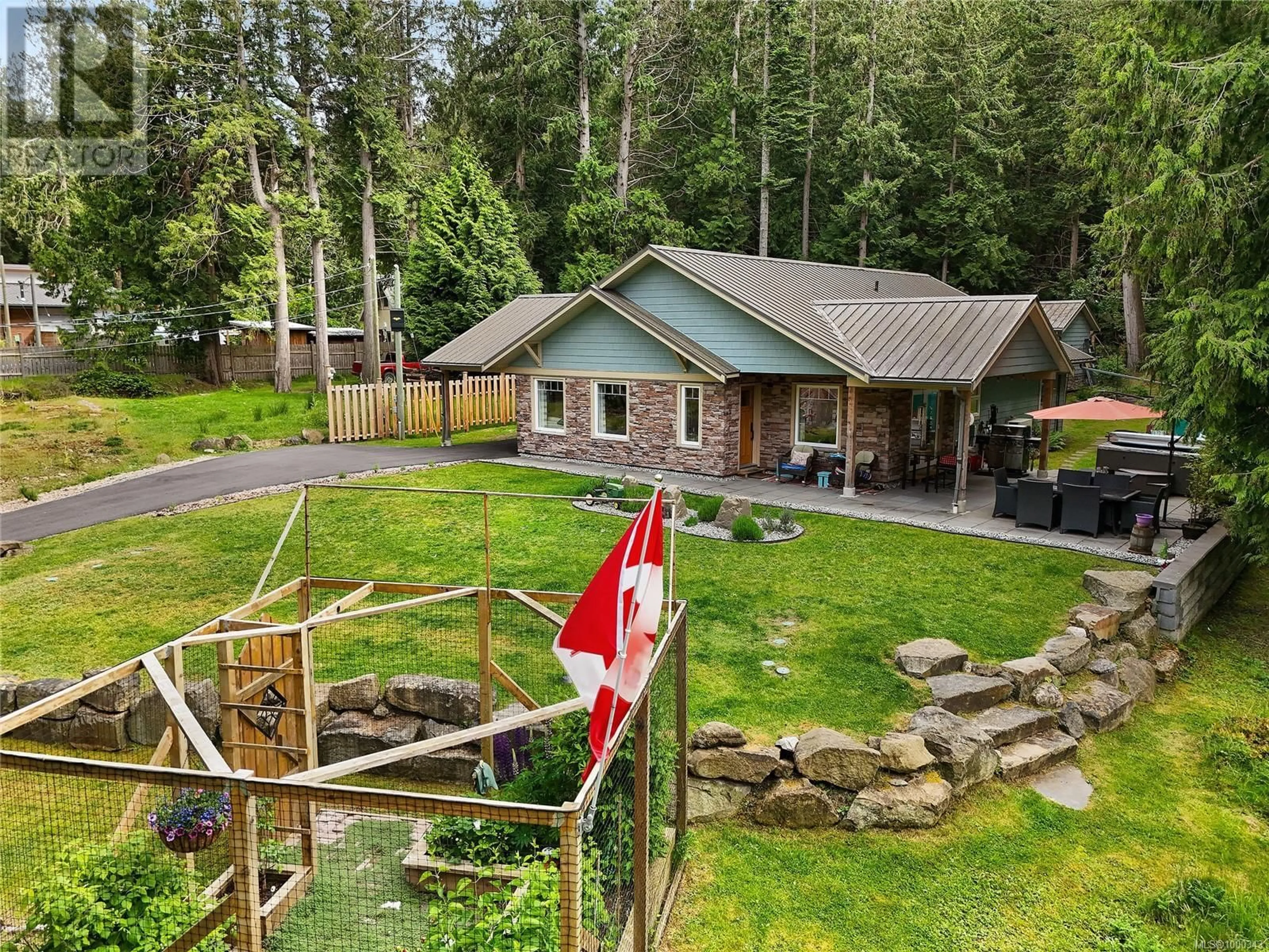 A pic from outside/outdoor area/front of a property/back of a property/a pic from drone, unknown for 520 AYA REACH ROAD, Mayne Island British Columbia V0N2J1
