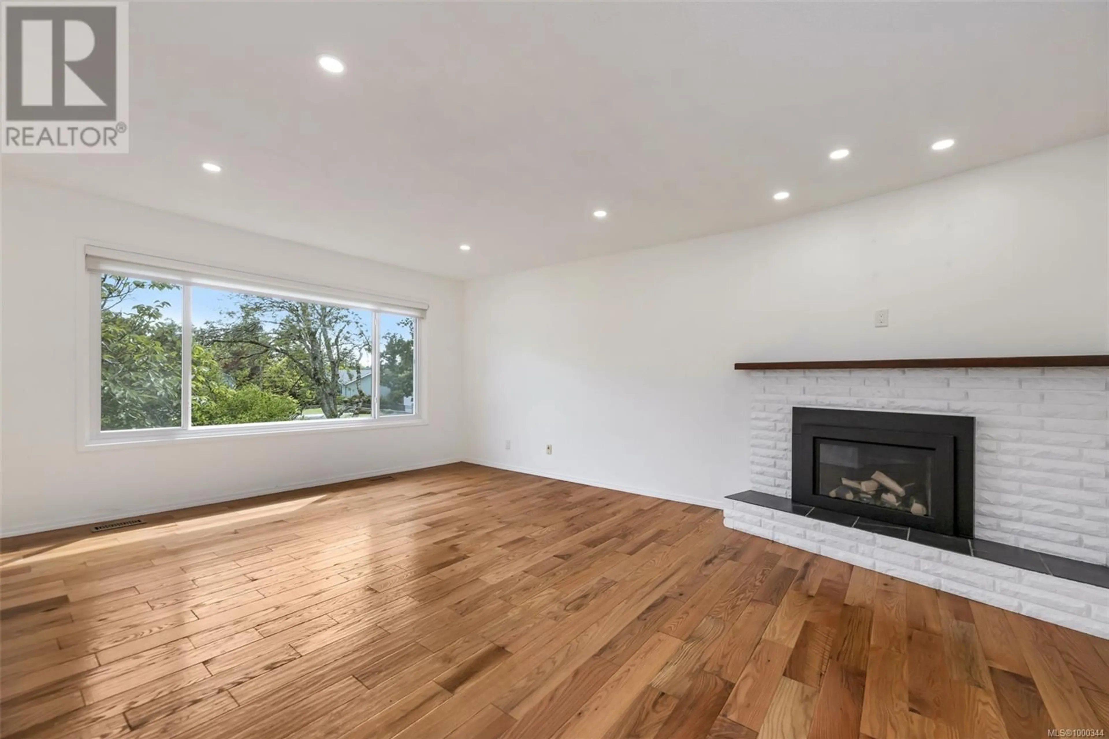 A pic of a room for 1616 SARITA PLACE, Saanich British Columbia V8N3J4
