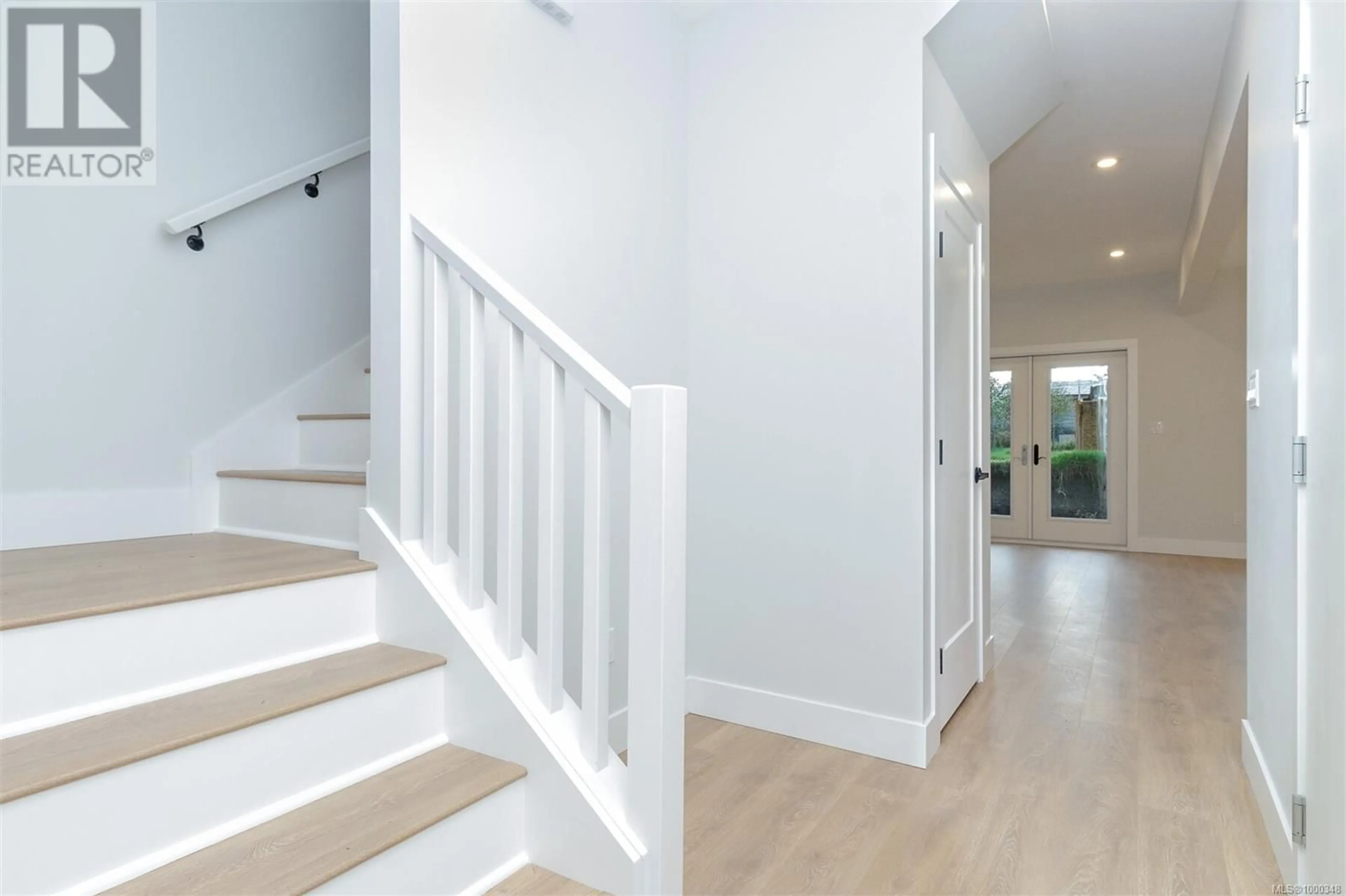 Stairs for 2153 BANFORD PLACE, Sooke British Columbia V9Z0W6