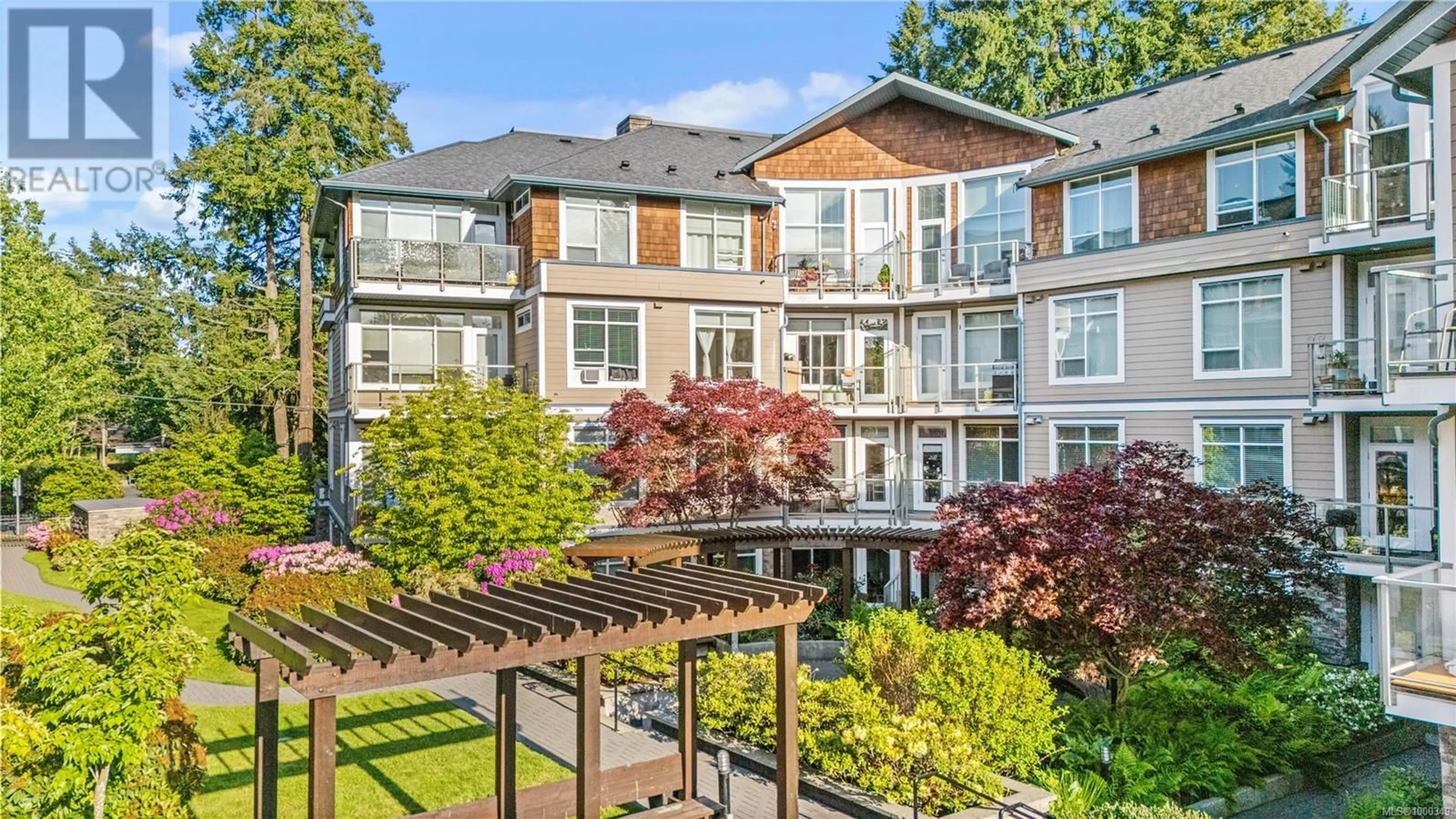 A pic from outside/outdoor area/front of a property/back of a property/a pic from drone, unknown for 408 - 608 FAIRWAY AVENUE, Langford British Columbia V9B2R5