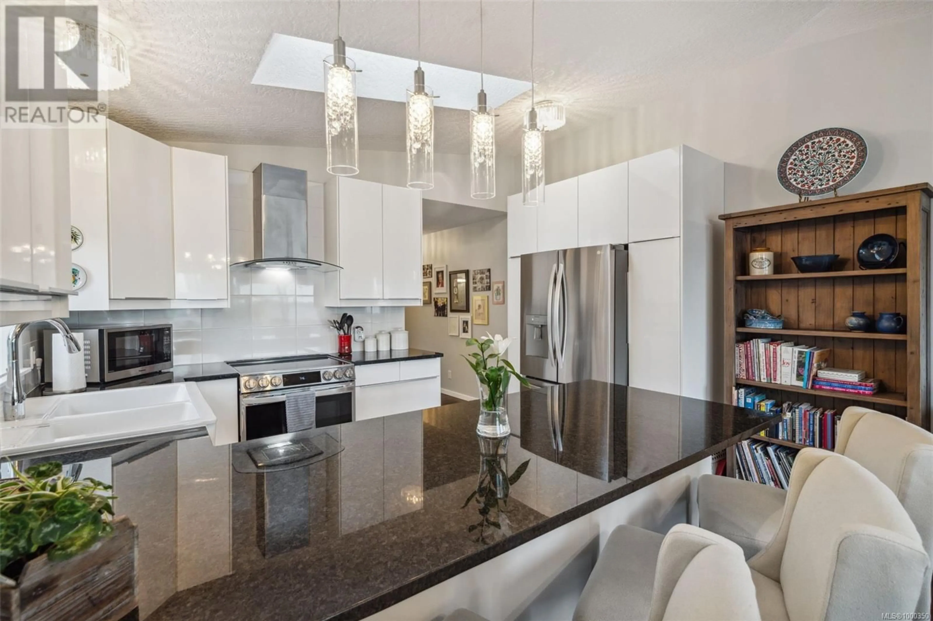 Contemporary kitchen, ceramic/tile floor for 24 - 2740 STAUTW ROAD, Central Saanich British Columbia V8M2E6