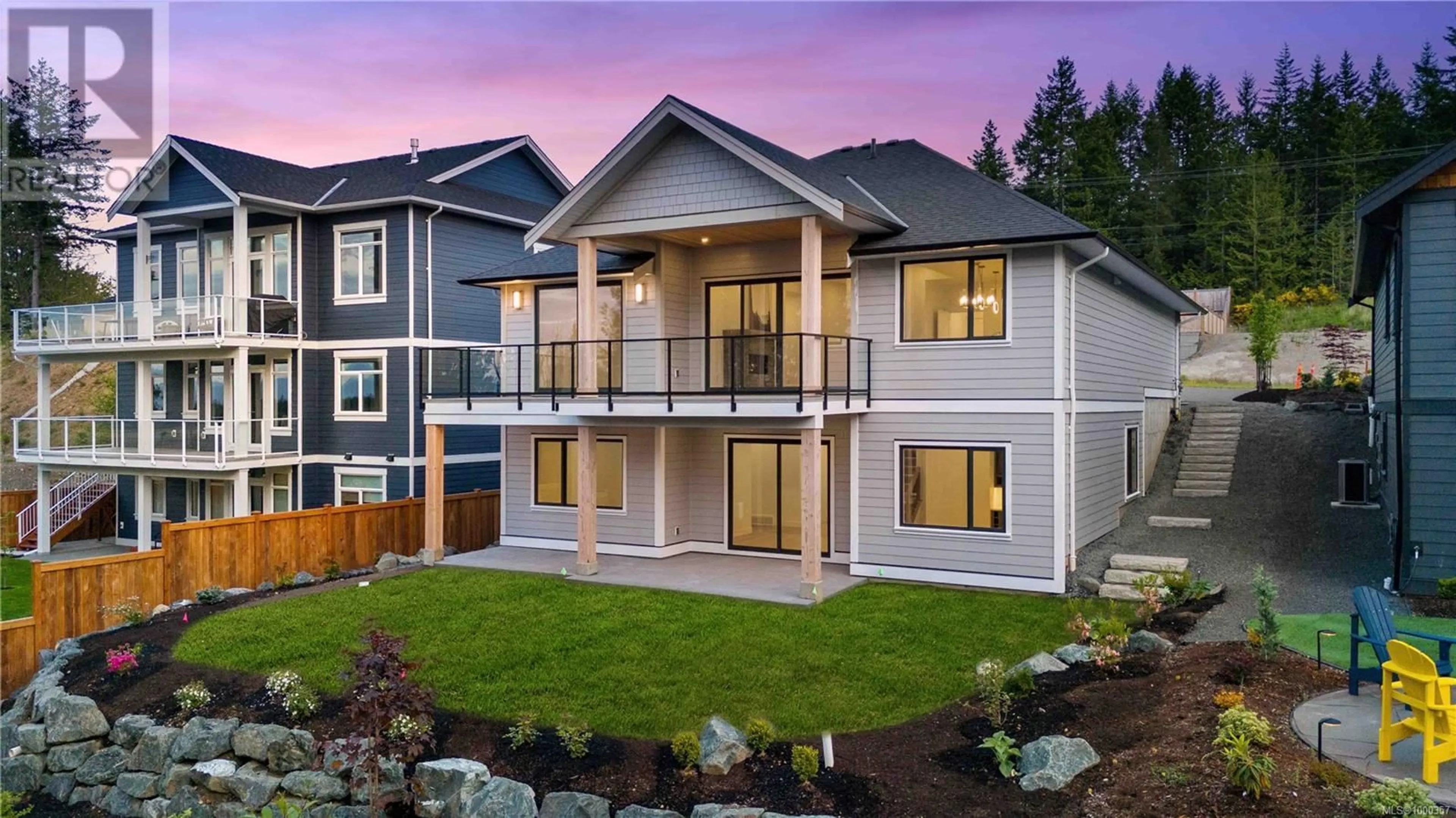 Home with vinyl exterior material, mountain view for 3282 KLANAWA CRESCENT, Courtenay British Columbia V9N0H4