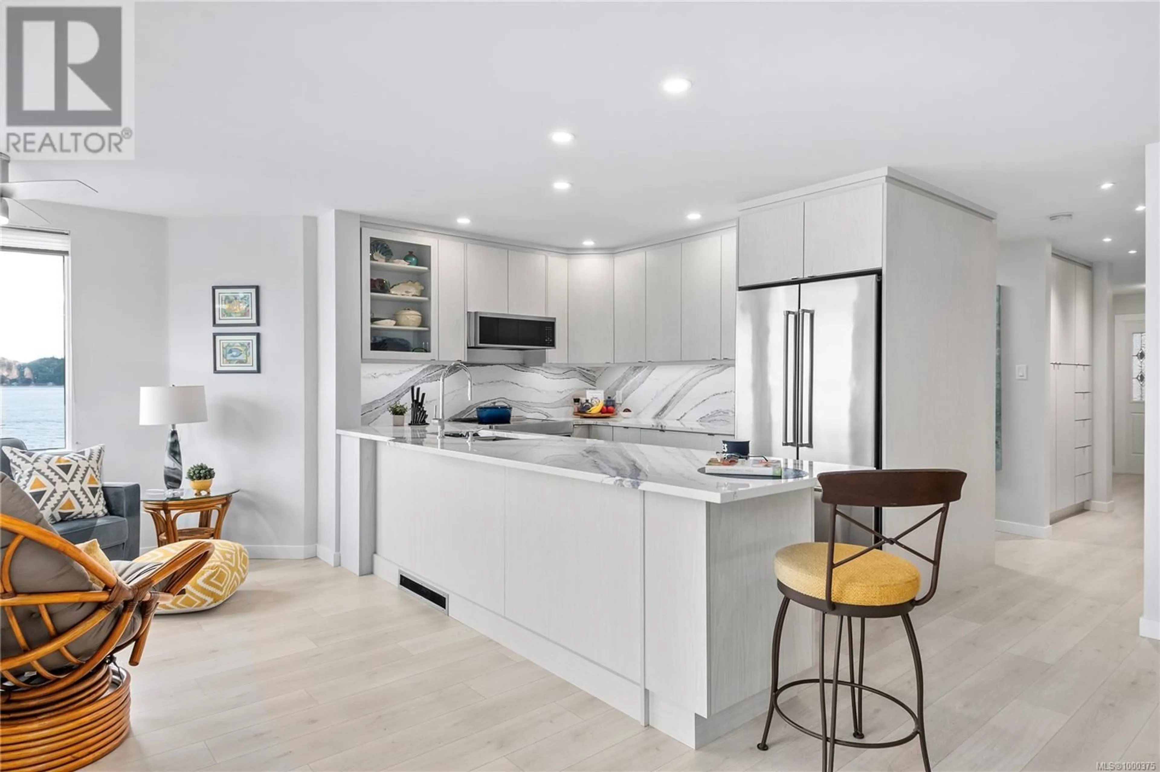 Contemporary kitchen, ceramic/tile floor for 3402 - 27 ISLAND HIGHWAY SOUTH, Campbell River British Columbia V9W1A2
