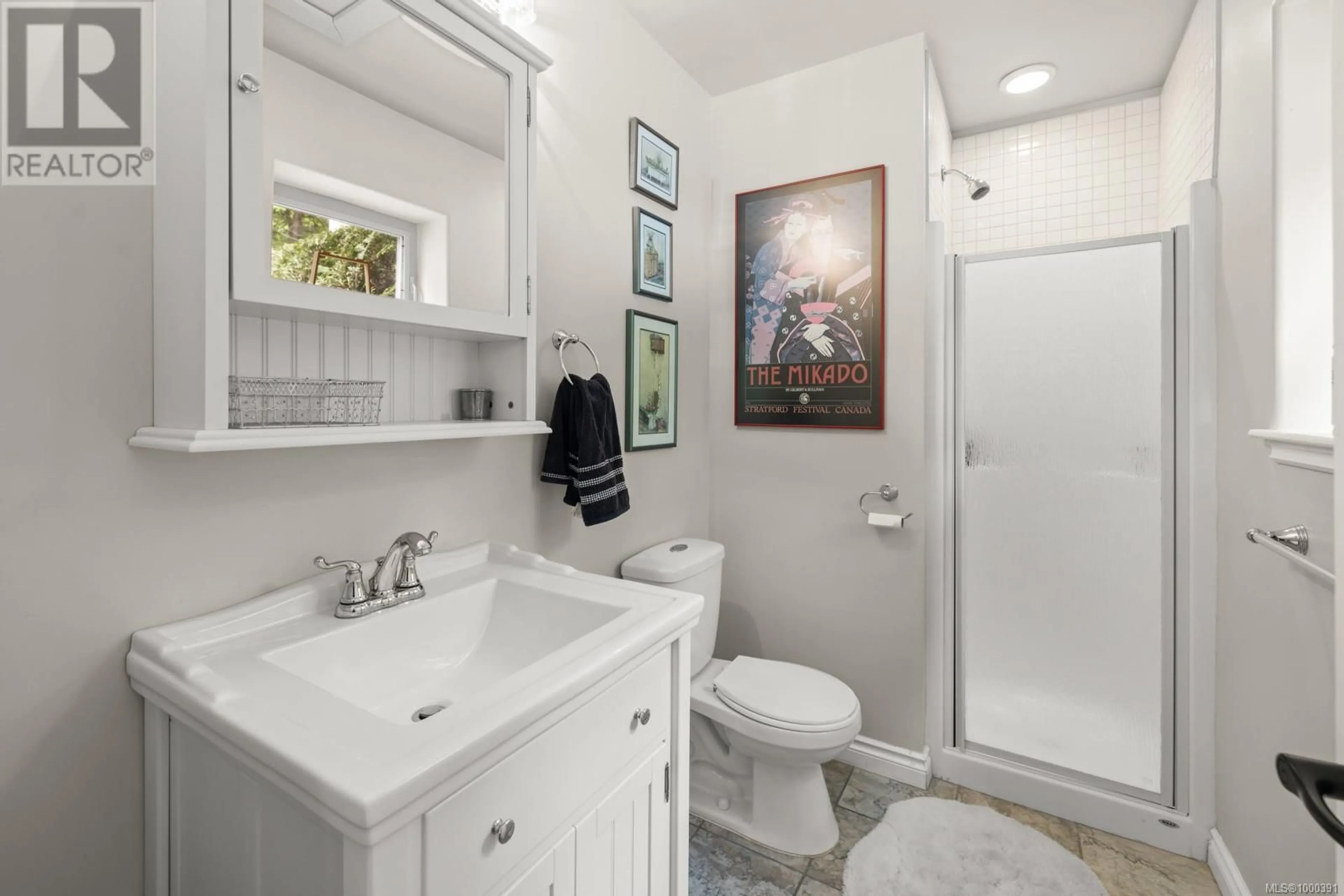 Standard bathroom, ceramic/tile floor for 3781 PHILLIPS ROAD, Sooke British Columbia V9Z0Y3
