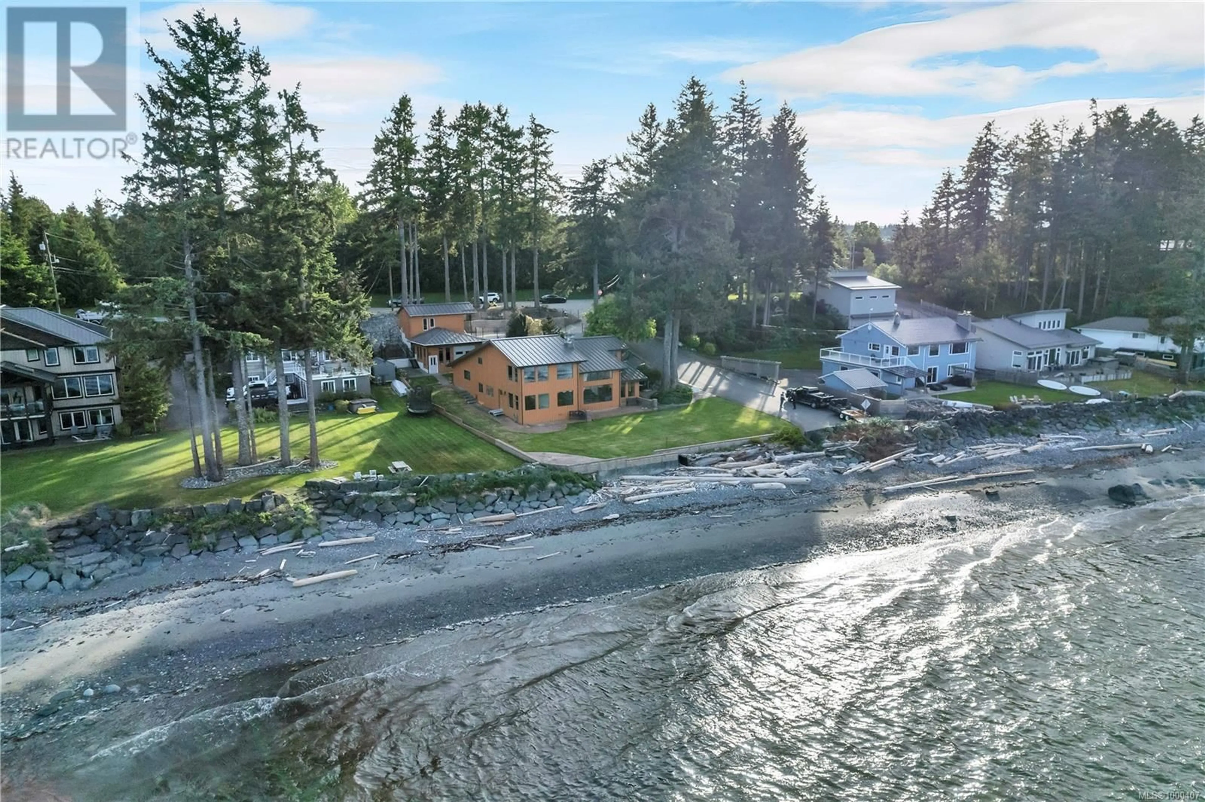 A pic from outside/outdoor area/front of a property/back of a property/a pic from drone, water/lake/river/ocean view for 75 SHELL ROAD, Campbell River British Columbia V9H1L8