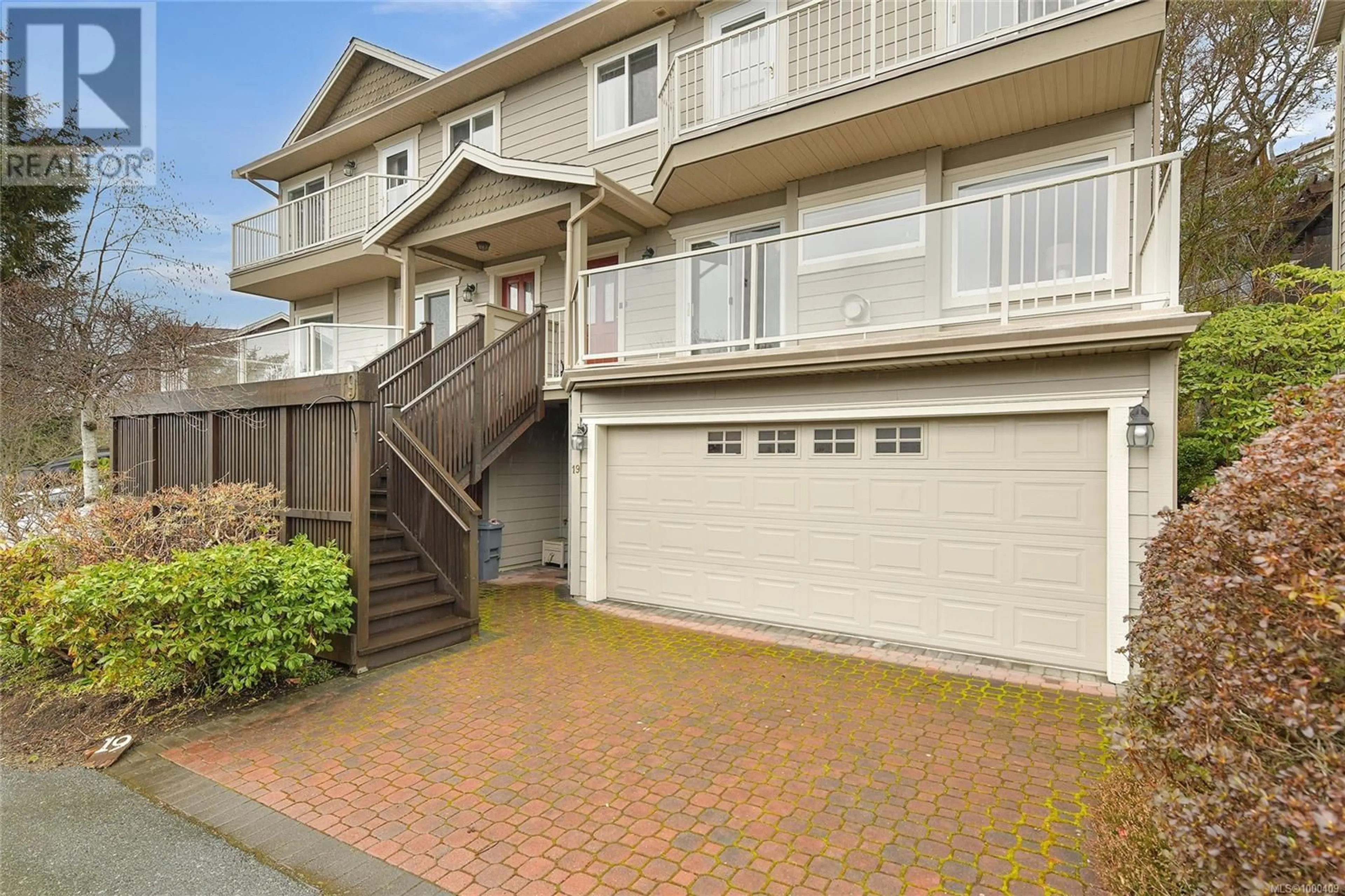 Patio, street for 19 - 118 ALDERSMITH PLACE, View Royal British Columbia V9A7M9