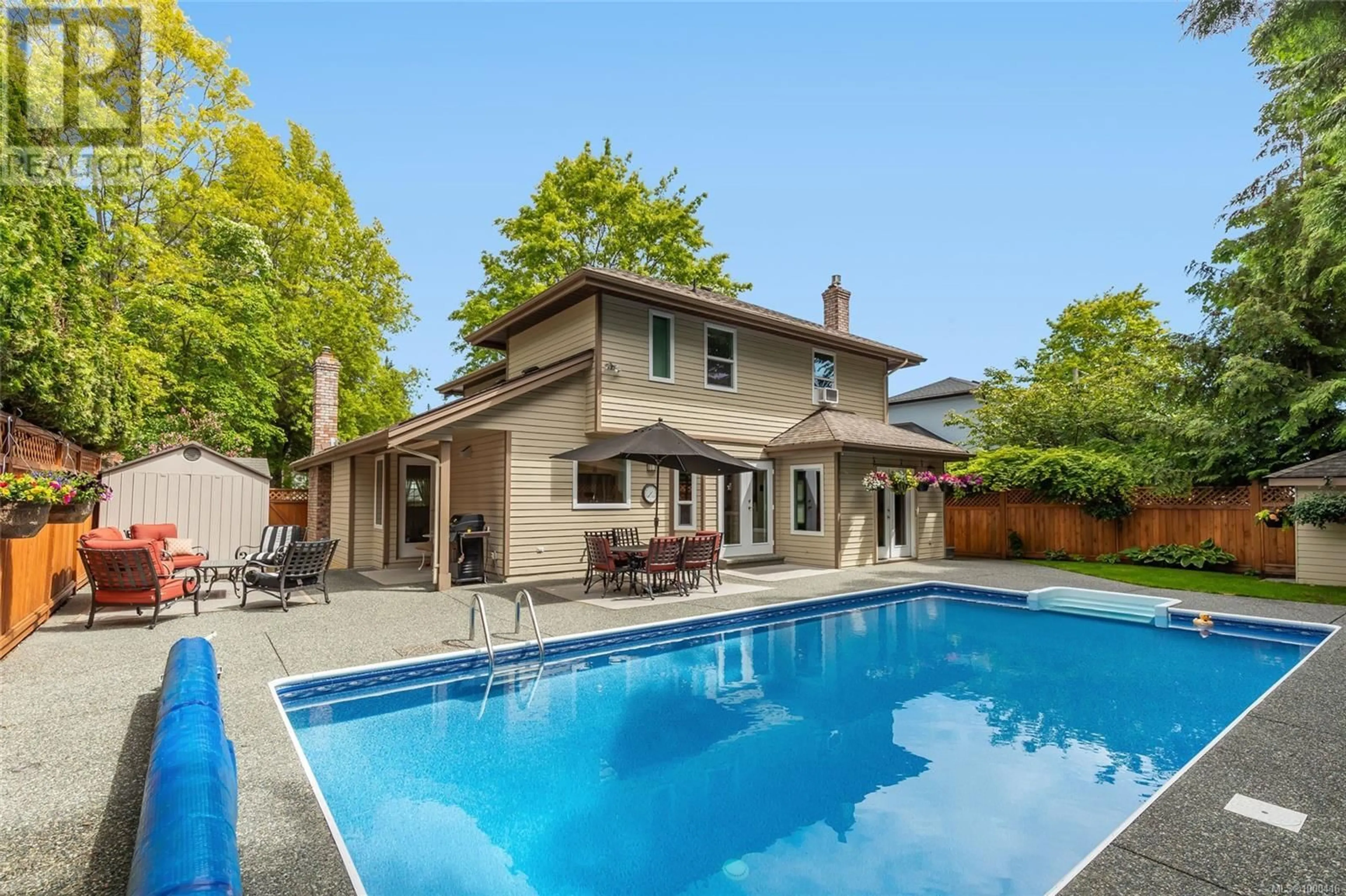 Pool for 2005 BERKSHIRE PLACE, Nanaimo British Columbia V9T5R3