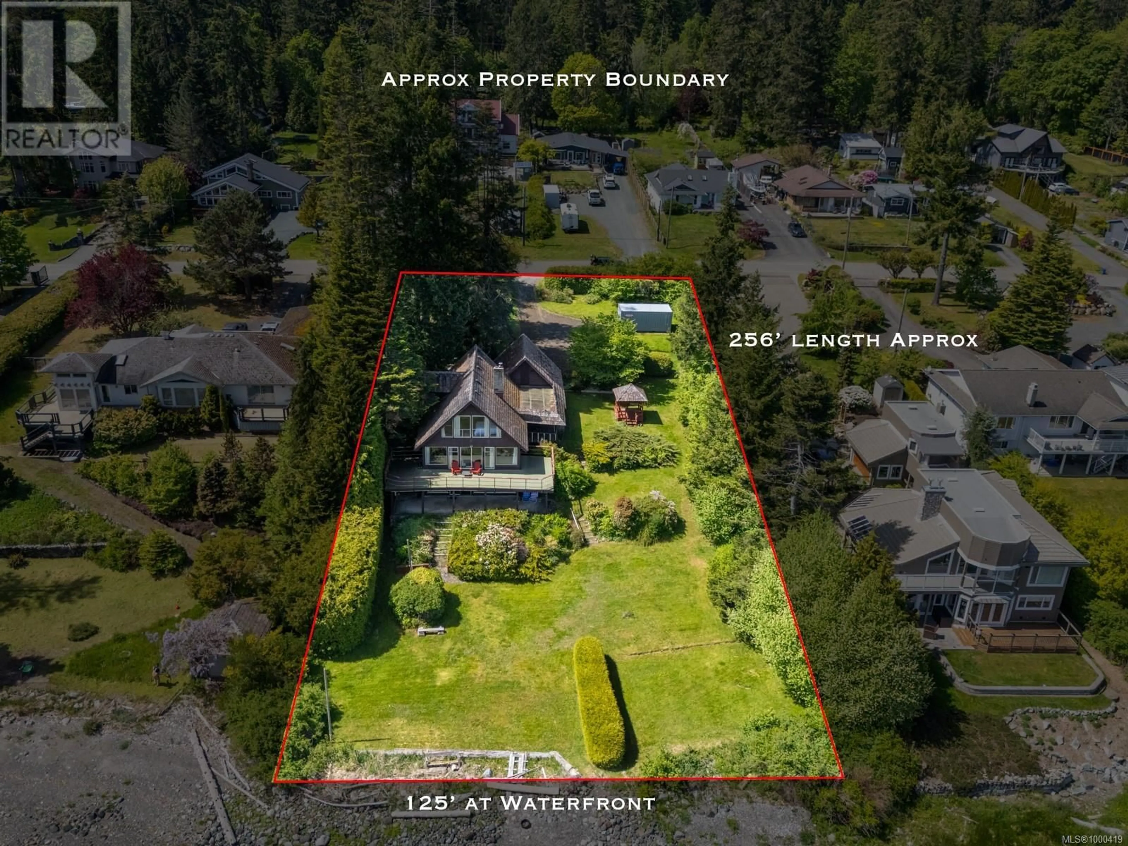 A pic from outside/outdoor area/front of a property/back of a property/a pic from drone, unknown for 5028 SPENCE ROAD, Courtenay British Columbia V9N9S1