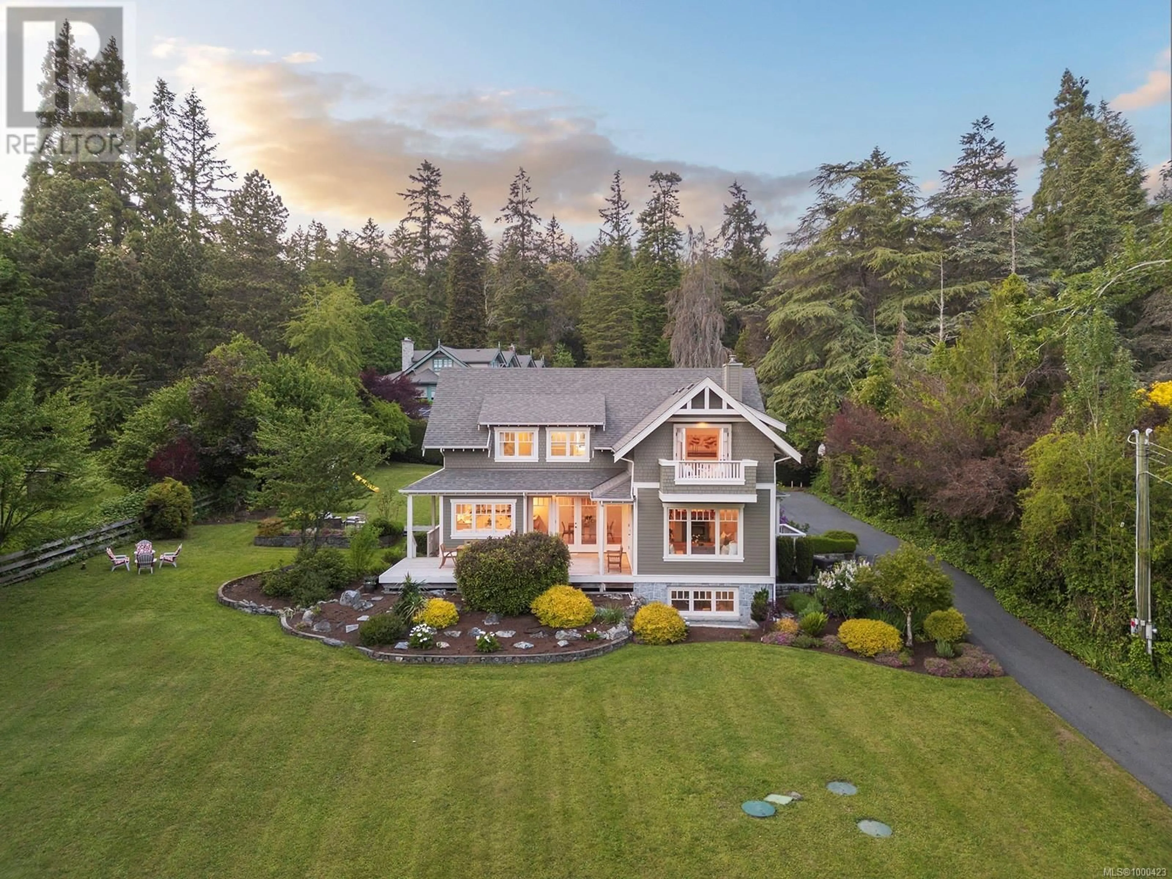 A pic from outside/outdoor area/front of a property/back of a property/a pic from drone, water/lake/river/ocean view for 906 MT. NEWTON CROSS ROAD, Central Saanich British Columbia V8M1S2