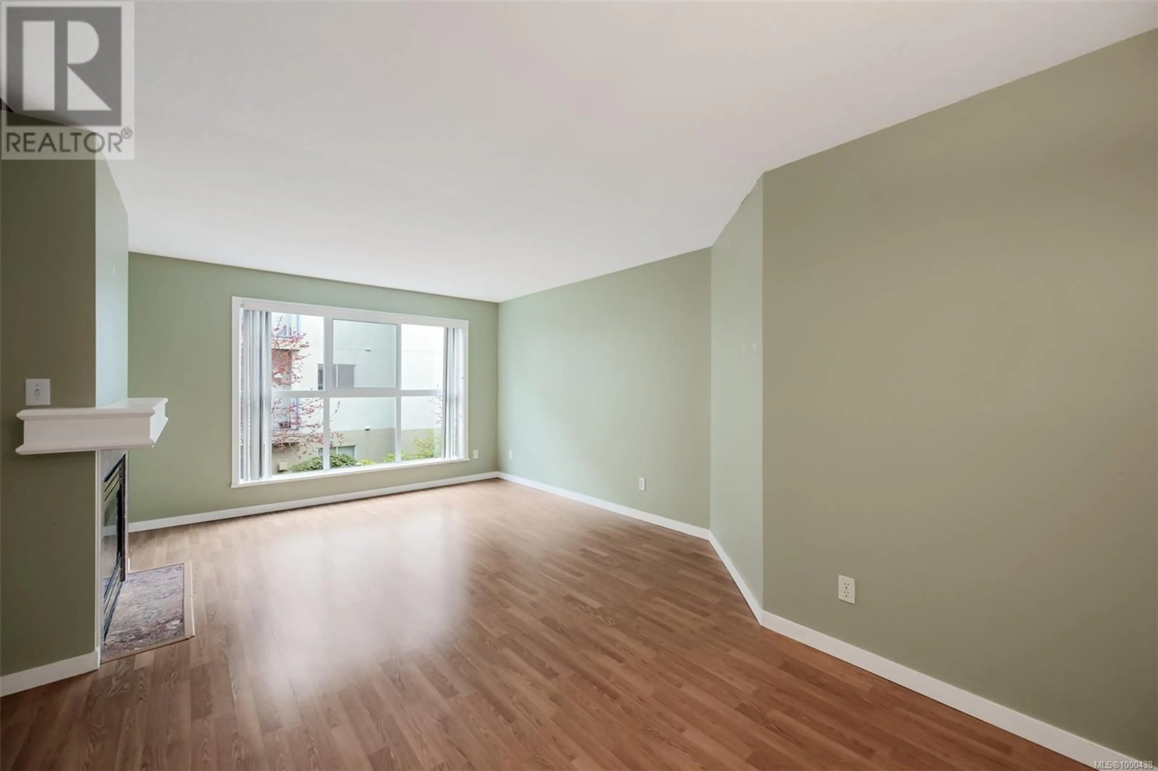 A pic of a room for 203 - 1710 FORT STREET, Victoria British Columbia V8R1J2