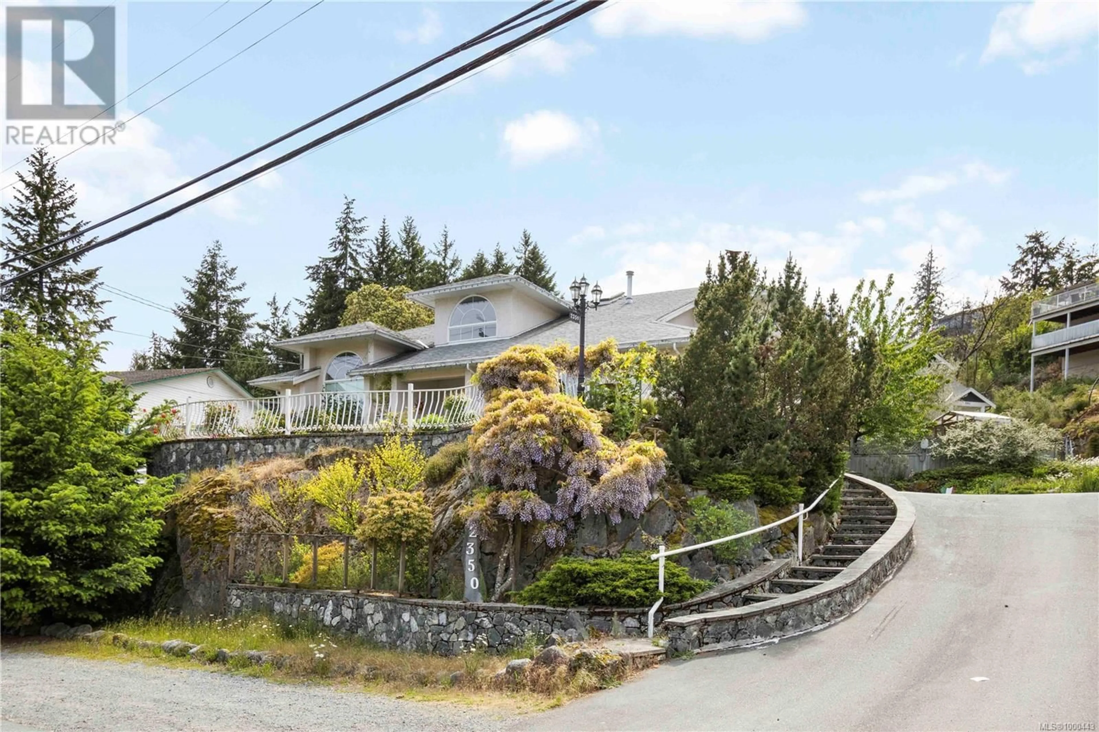 A pic from outside/outdoor area/front of a property/back of a property/a pic from drone, street for 2350 SETCHFIELD AVENUE, Langford British Columbia V8V5W1