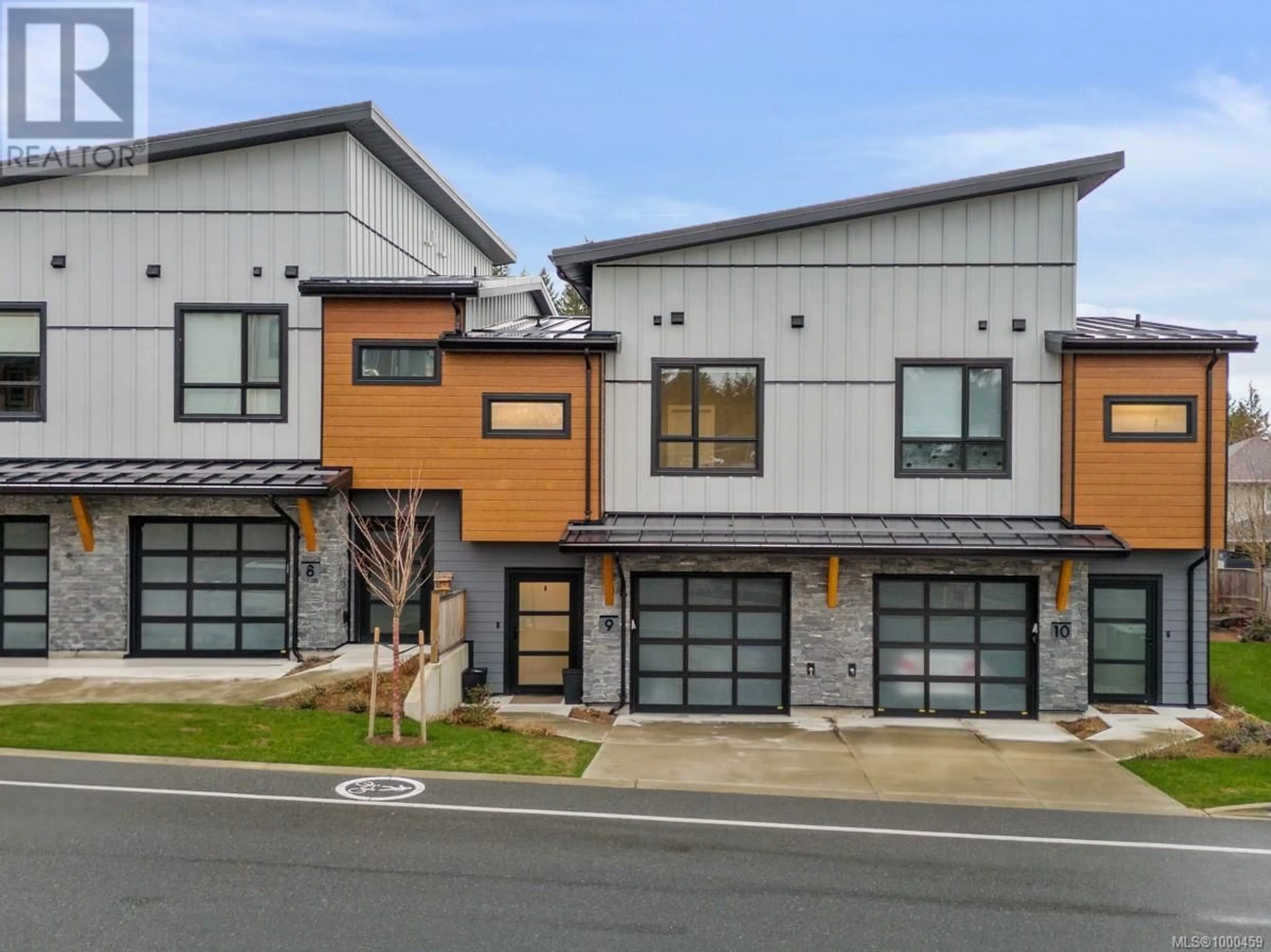 Home with brick exterior material, street for 9 - 623 CROWN ISLE BOULEVARD, Courtenay British Columbia V9N9W1