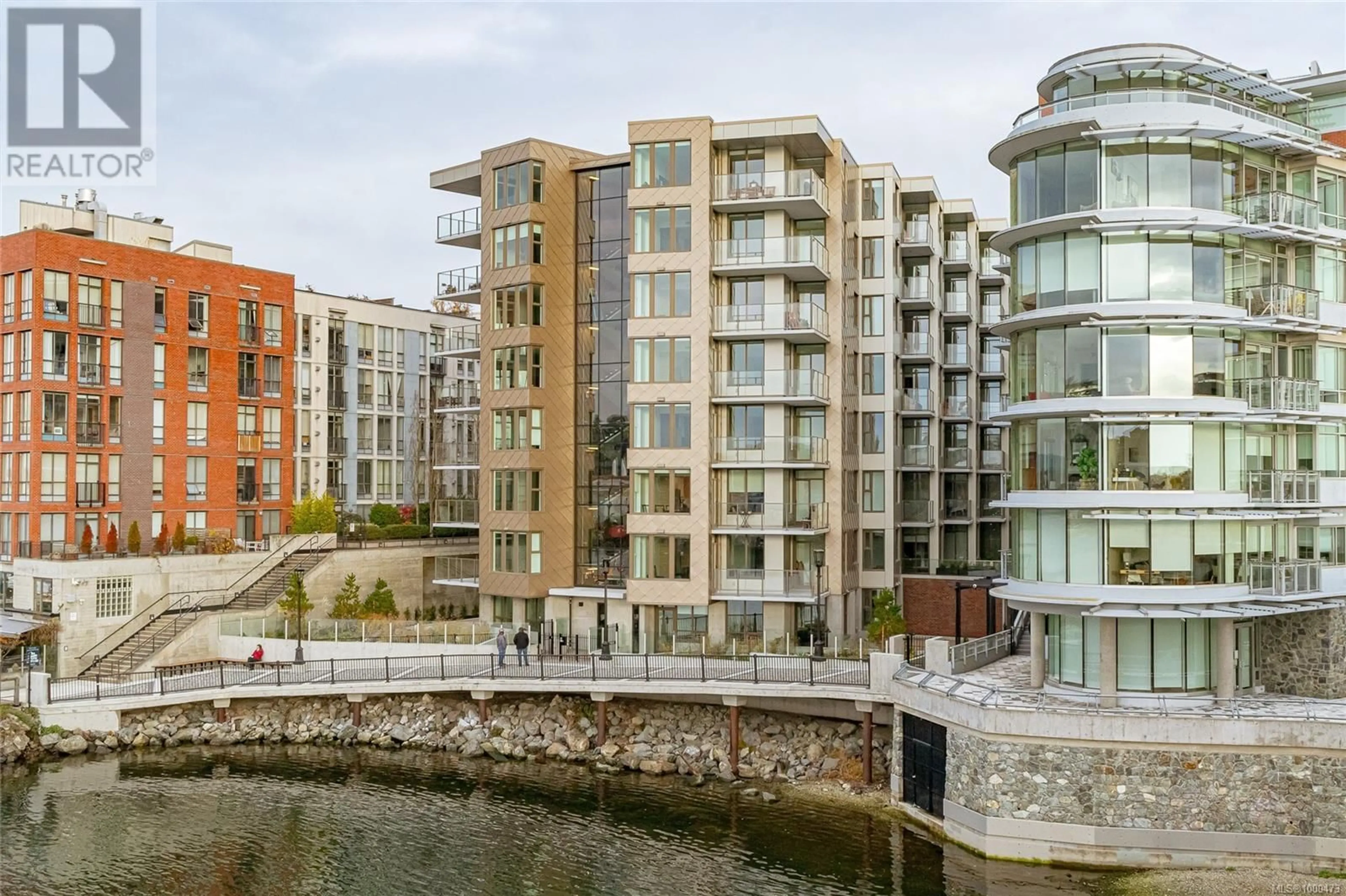 A pic from outside/outdoor area/front of a property/back of a property/a pic from drone, water/lake/river/ocean view for 816 - 1628 STORE STREET, Victoria British Columbia V8W0H1