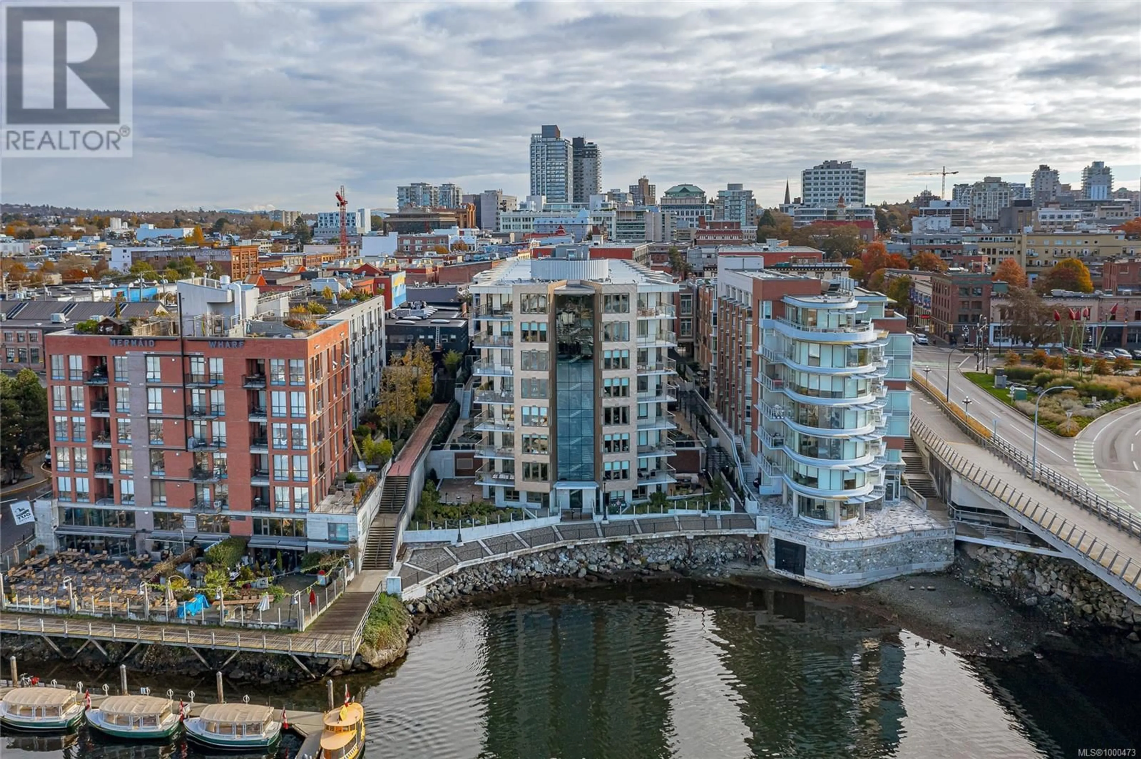 A pic from outside/outdoor area/front of a property/back of a property/a pic from drone, city buildings view from balcony for 816 - 1628 STORE STREET, Victoria British Columbia V8W0H1