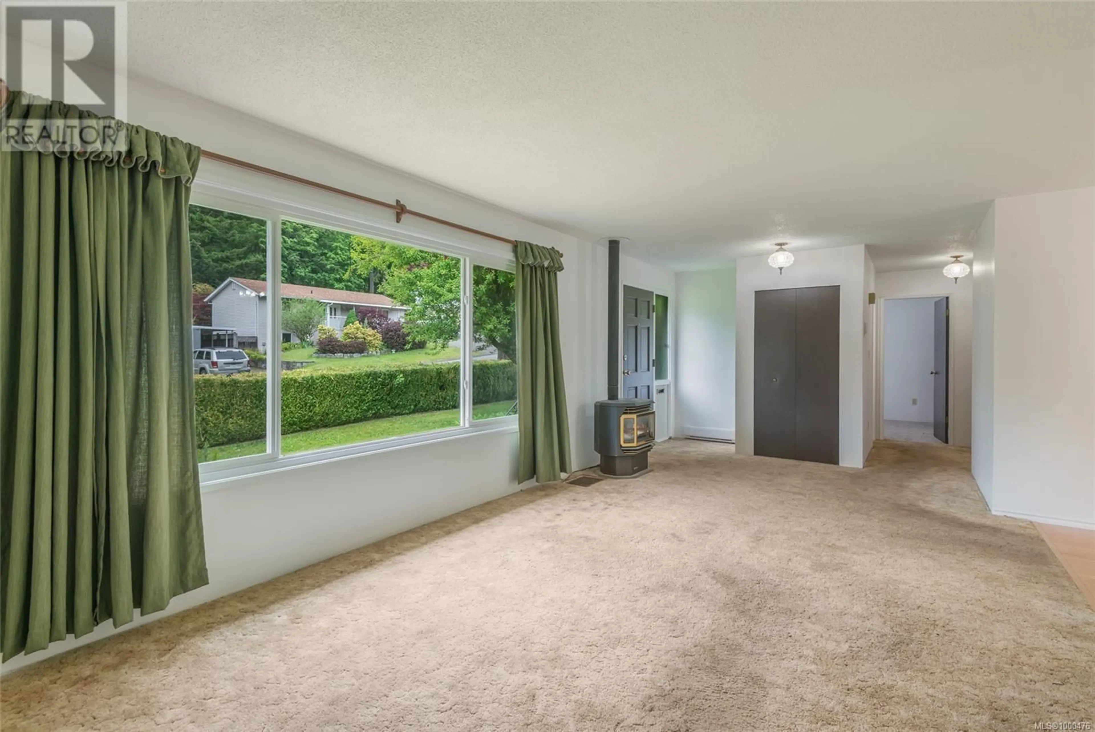 A pic of a room for 2210 HAMILTON DRIVE, Port Alberni British Columbia V9Y1B6